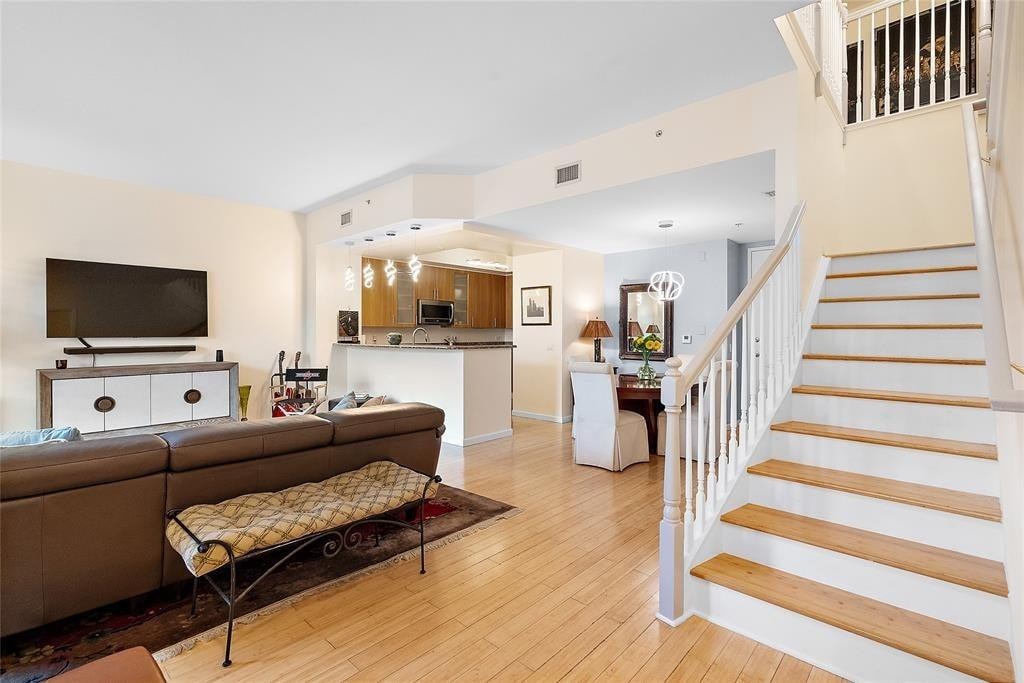 2BR – Townhouse at 2633 NE 14th Avenue #112