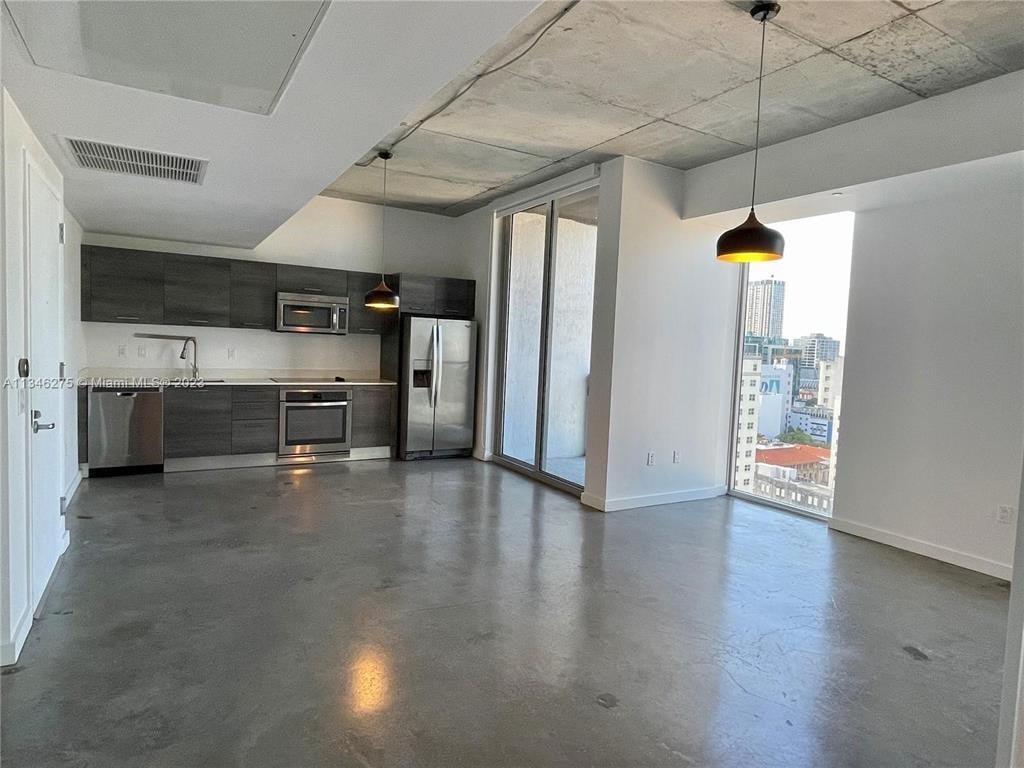 1BR – Condominium at 151 SE 1st Street #608