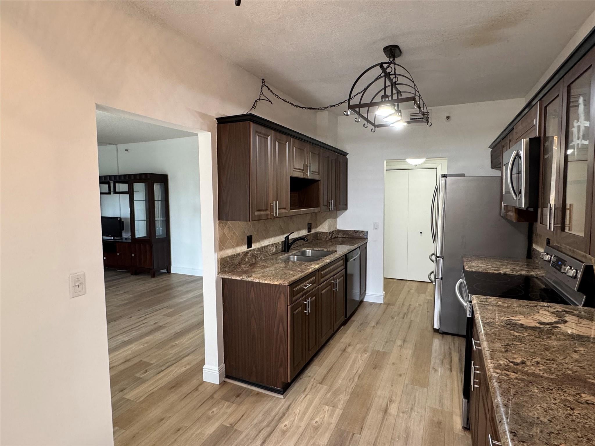2BR – Condominium at 3850 Washington Street #102