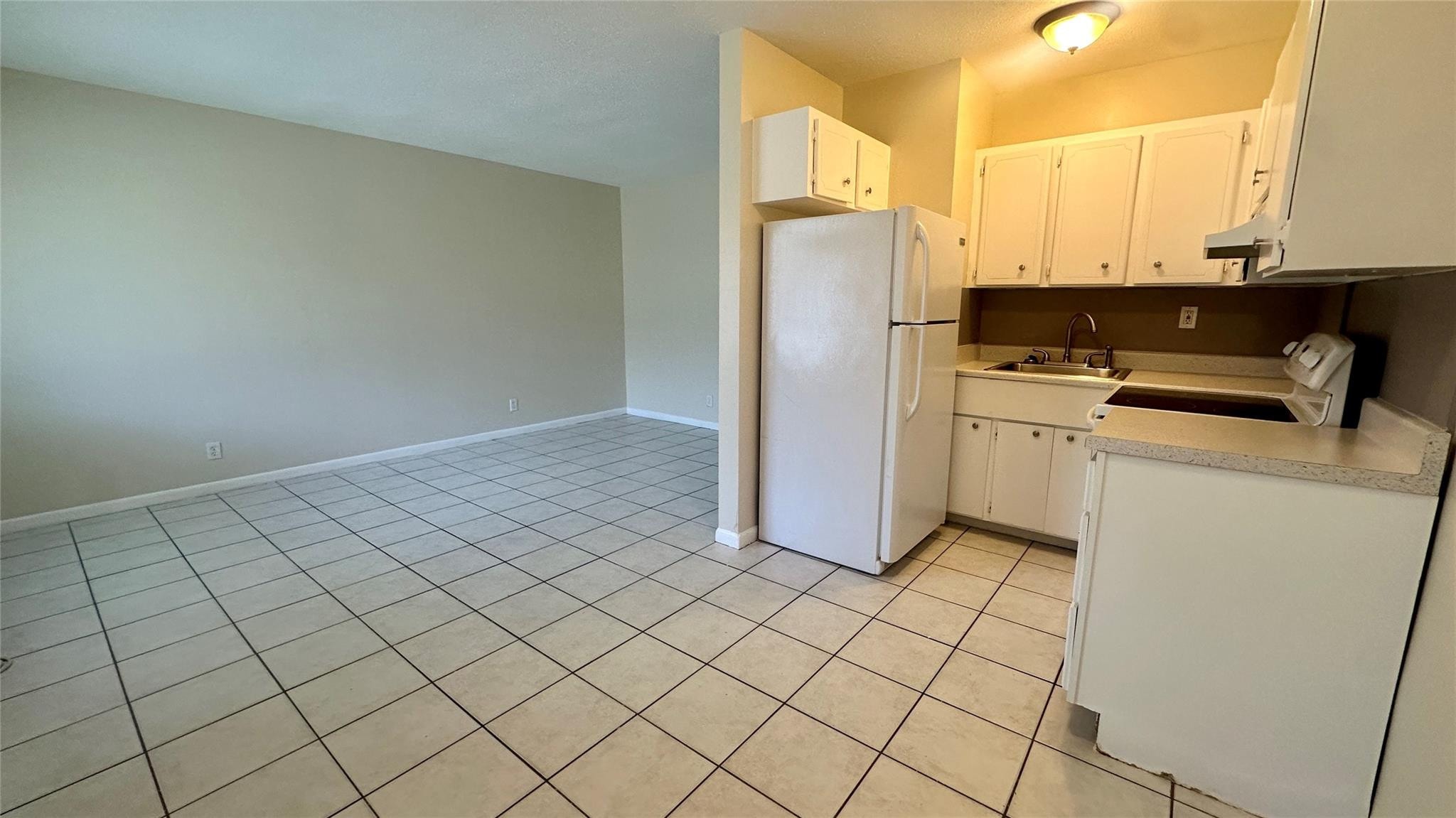 1BR – Apartment at 717 SE 16th Street #3