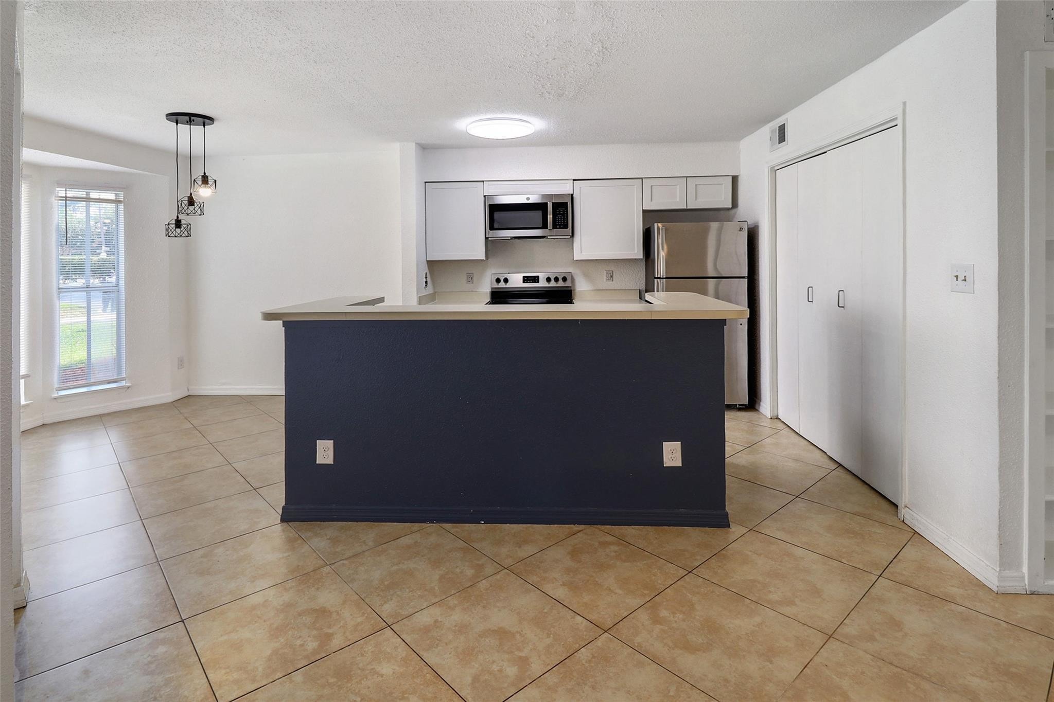 1BR – Condominium at 777 Riverside Drive #1516