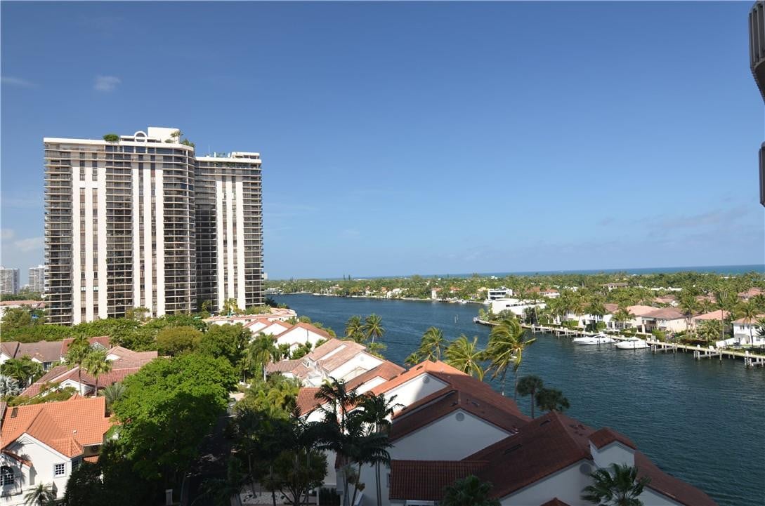 3BR – Condominium at 19355 Turnberry Way #7-l