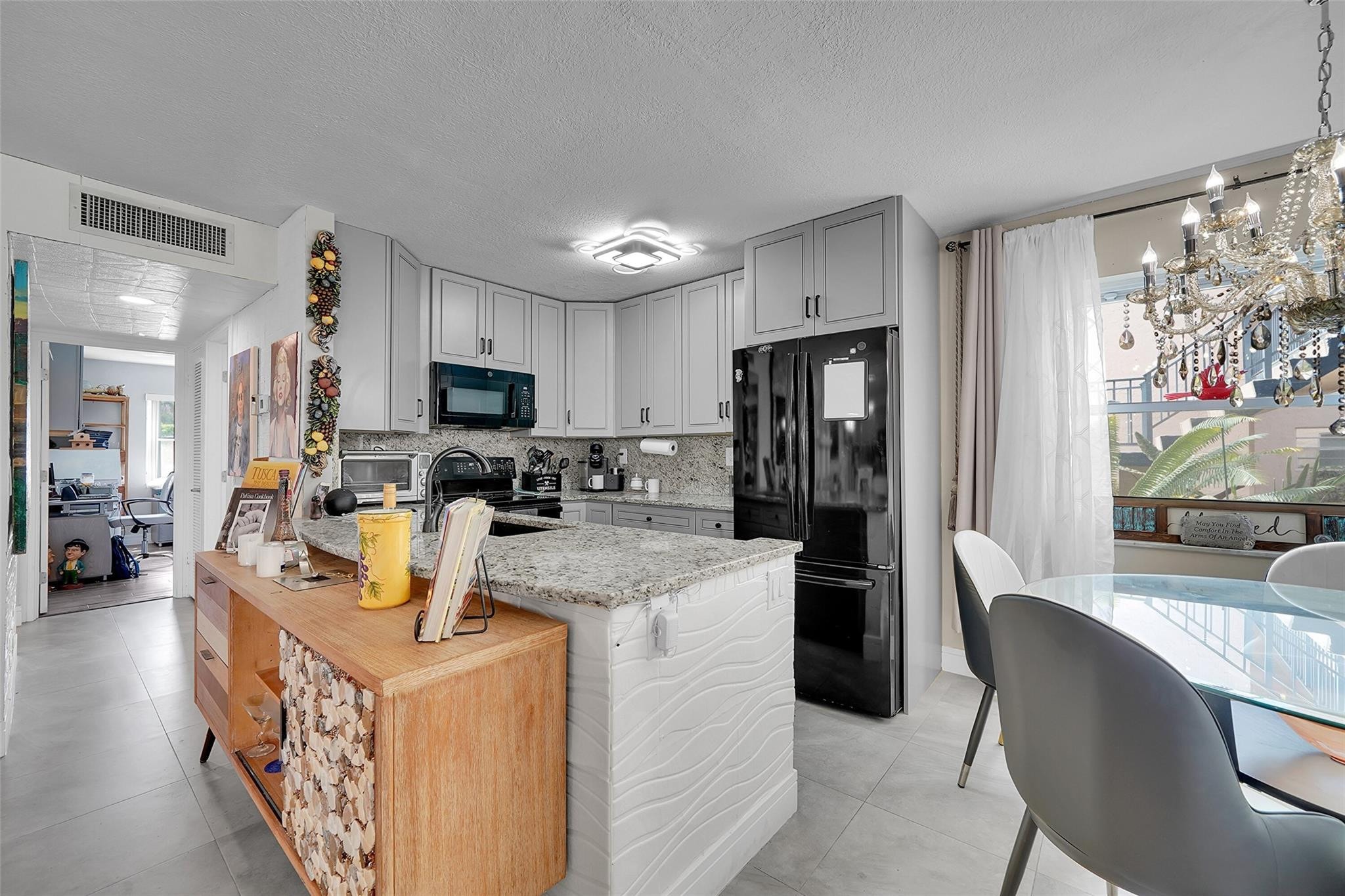 2BR – Condominium at 163 Flanders D #163