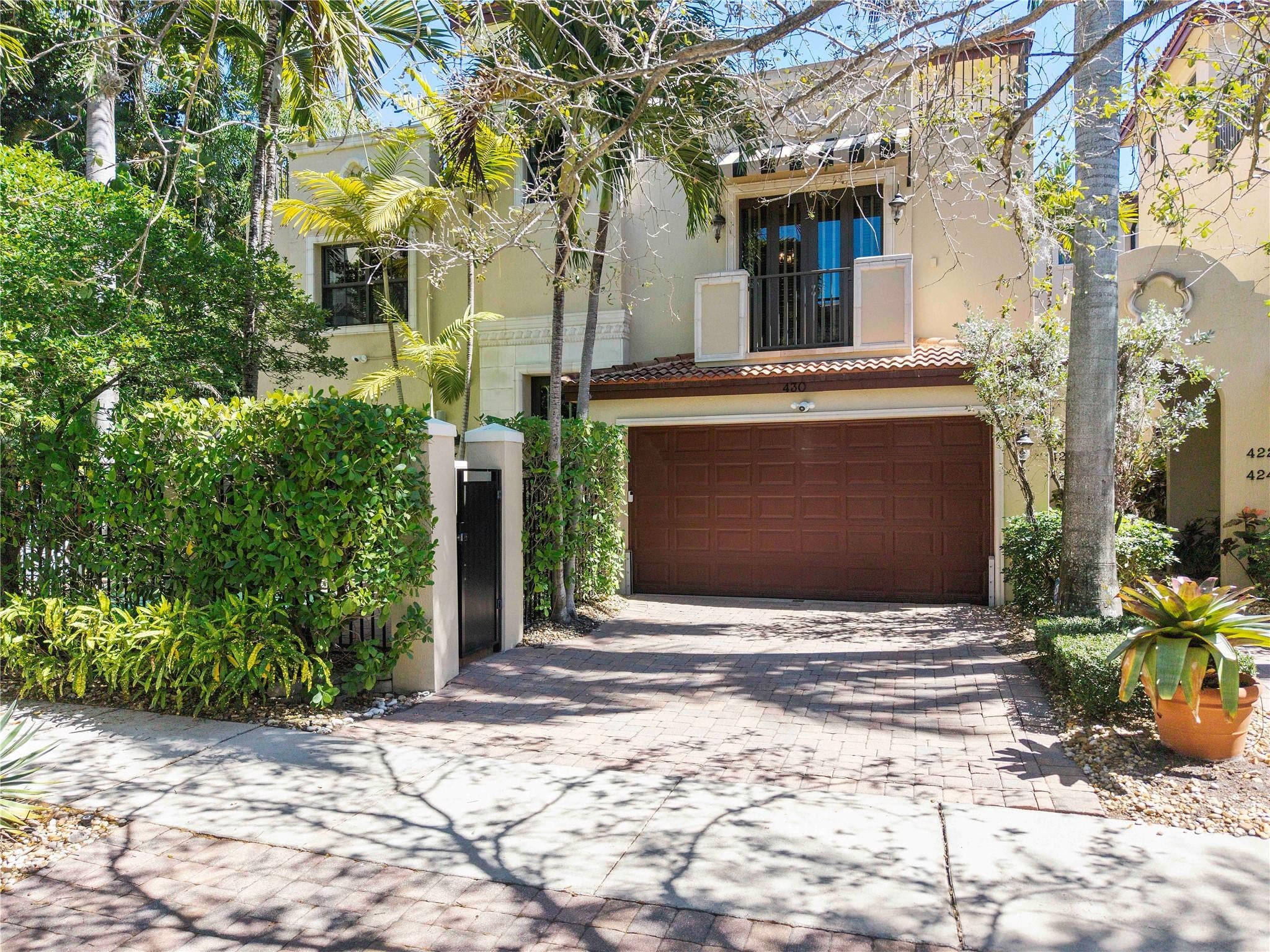 4BR – Townhouse at 430 NE 7th Avenue #430