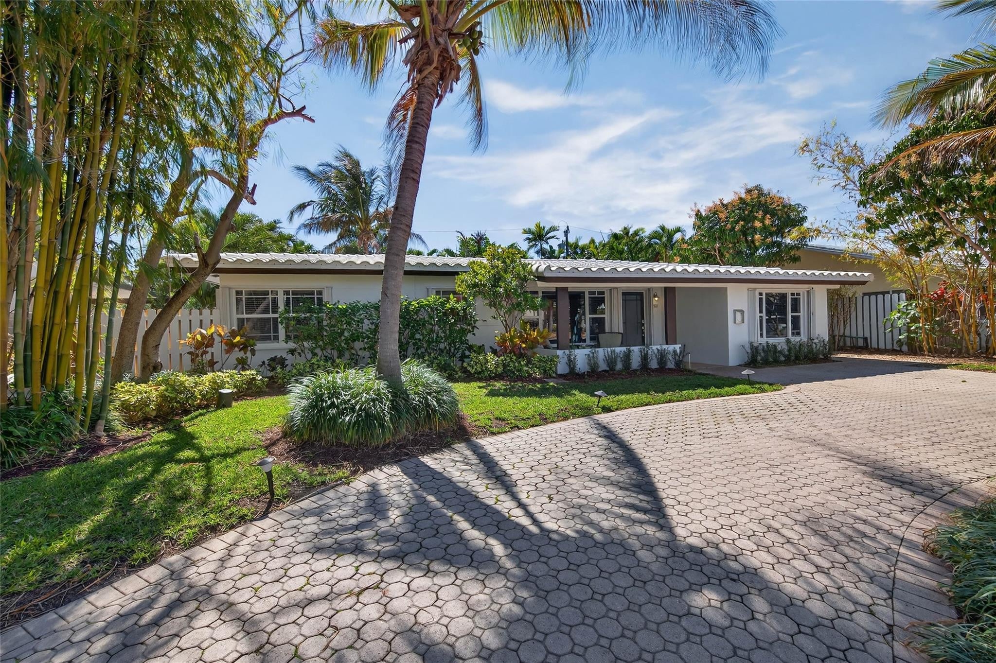 3BR – SingleFamilyResidence at 268 Hibiscus Avenue