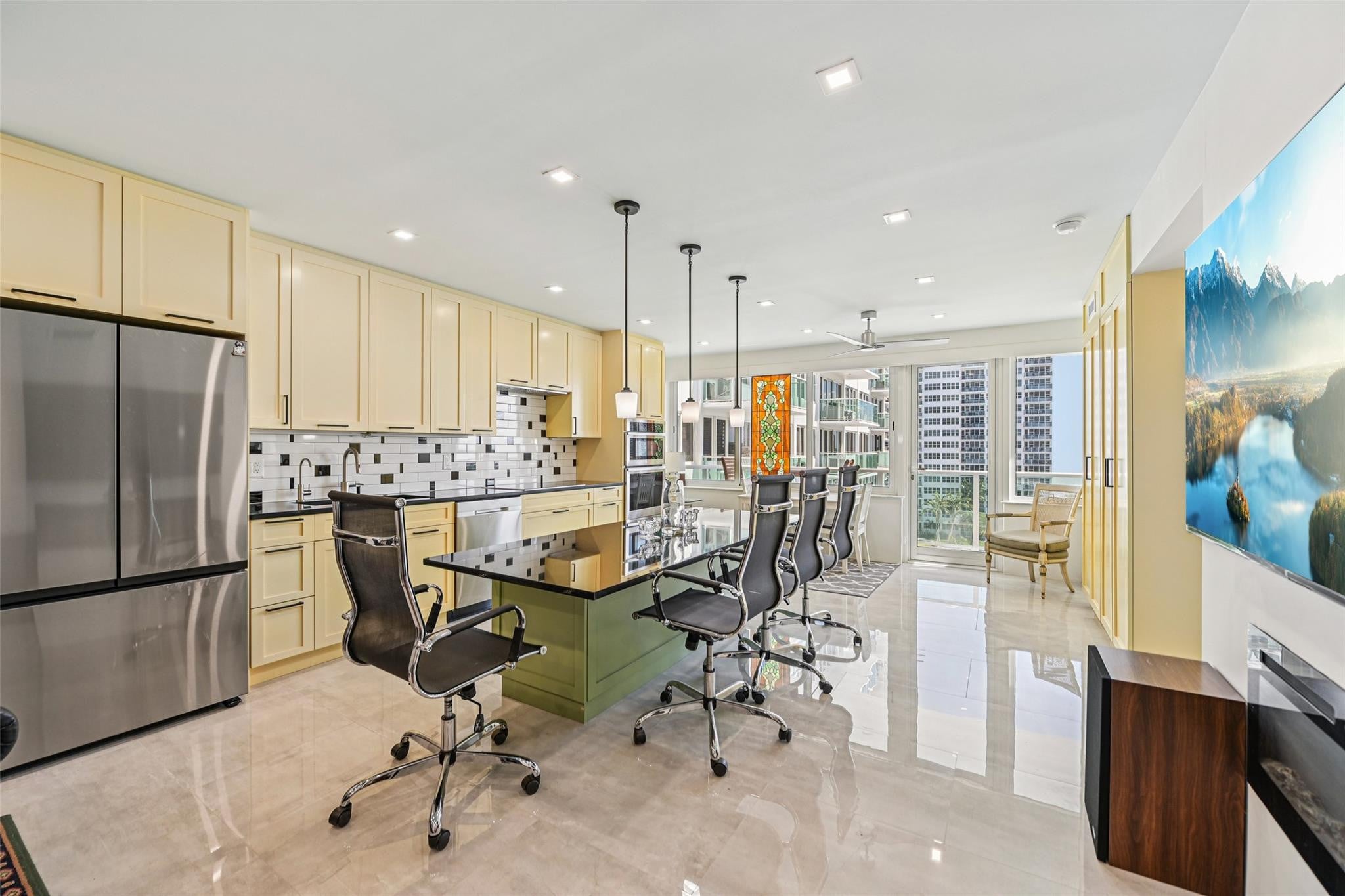 1BR – Condominium at 3233 NE 34th Street #812a