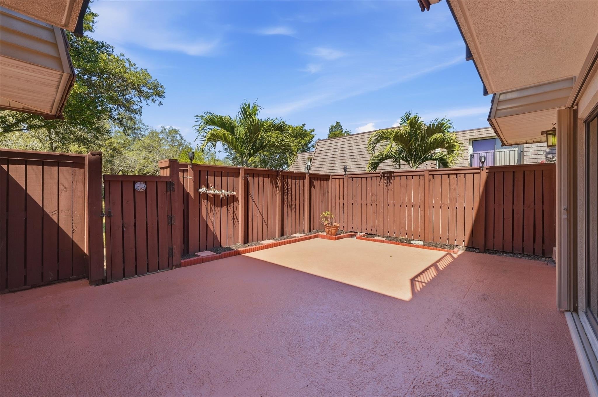 2BR – Townhouse at 2734 SW 15th Street