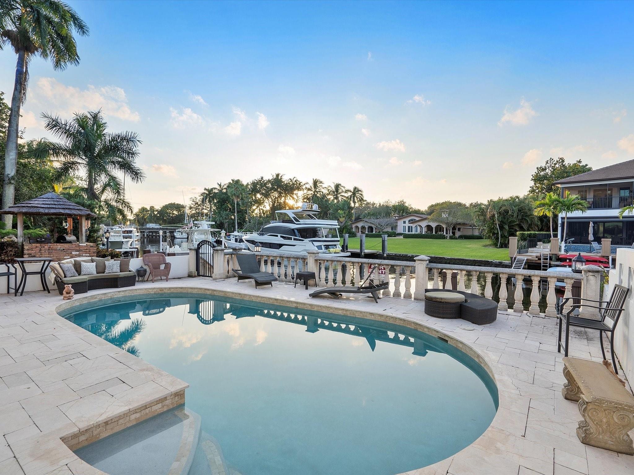5BR – SingleFamilyResidence at 1421 Ponce De Leon