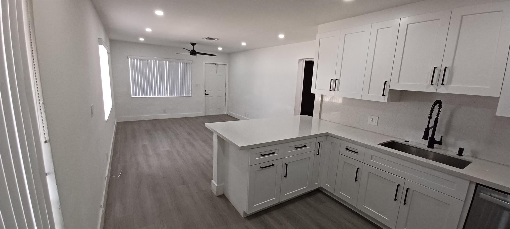 2BR – RNT at 630 N 58th Avenue