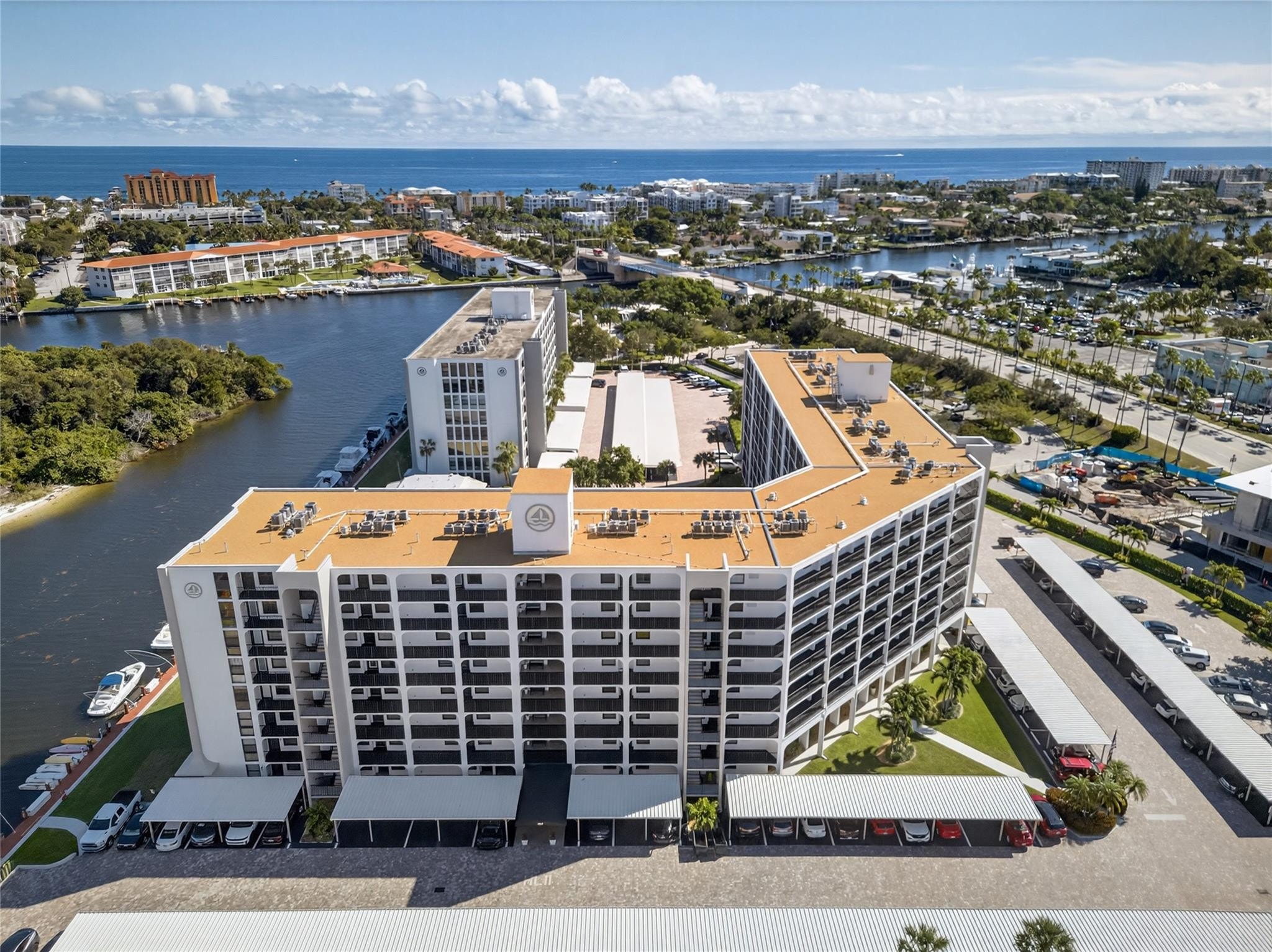 3BR – Condominium at 1629 Riverview Road #521