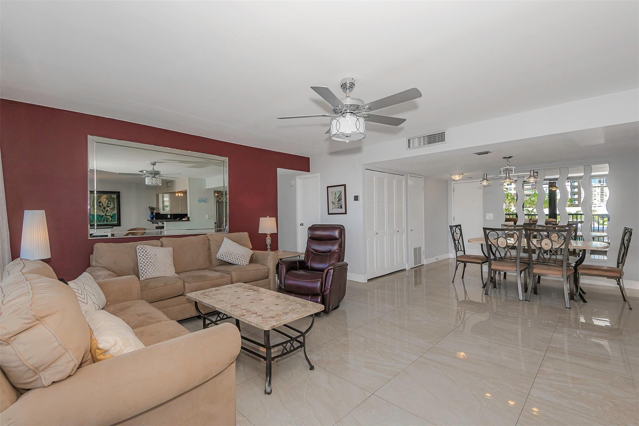 2BR – Condominium at 2017 S Ocean Drive #307