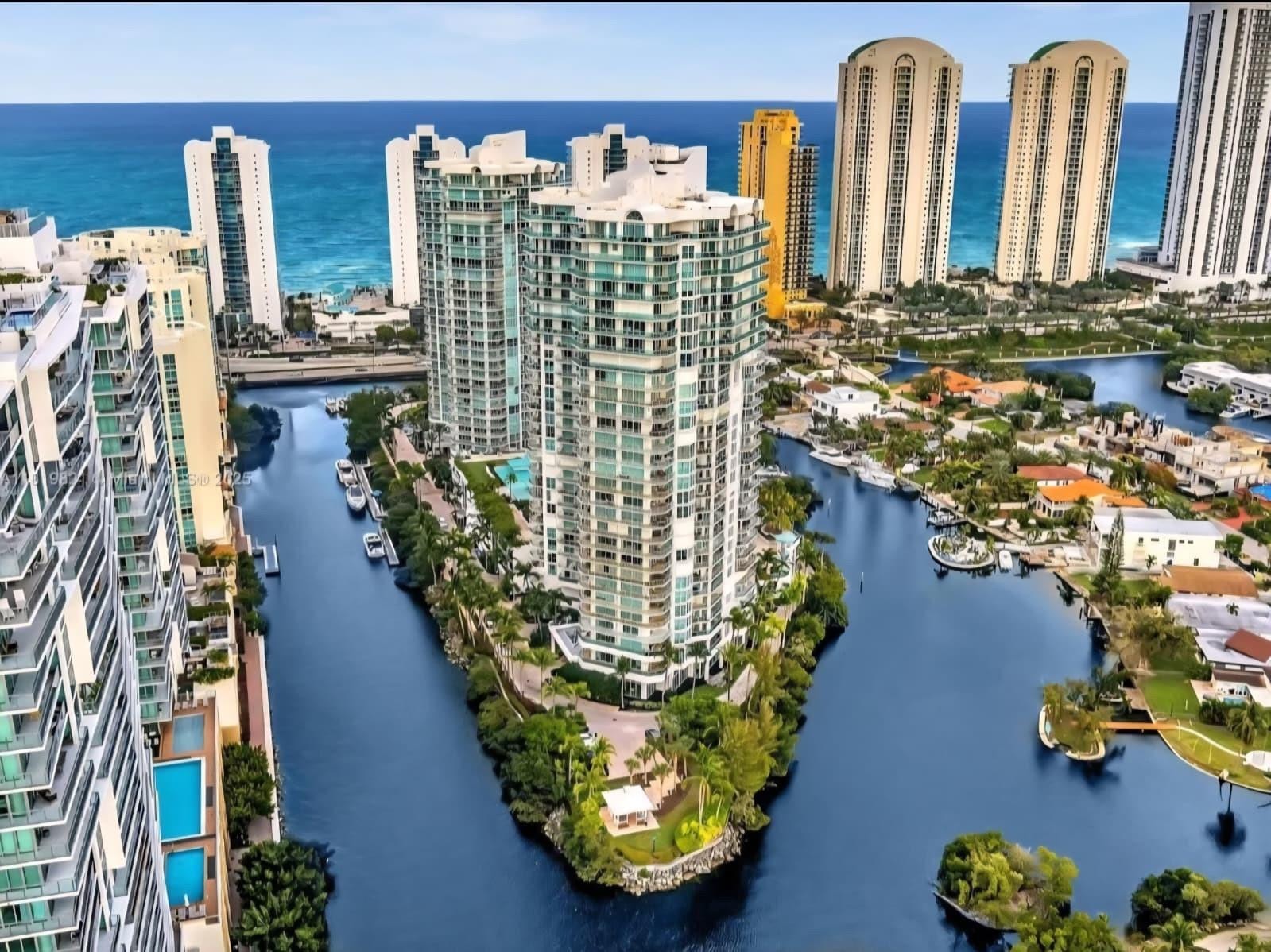 3BR – Condominium at 16500 Collins Avenue #356