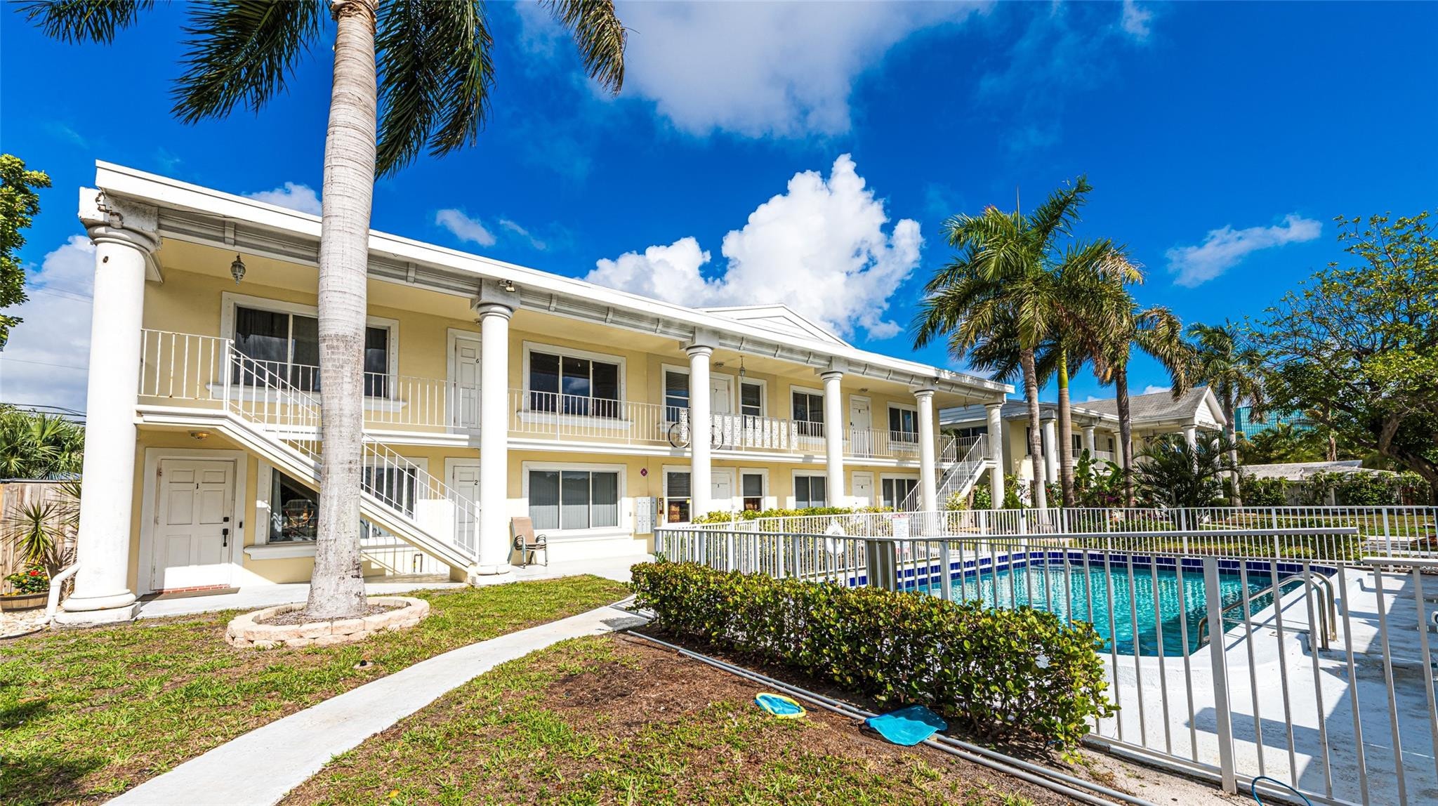 1BR – Condominium at 4525 NE 21st Avenue #7