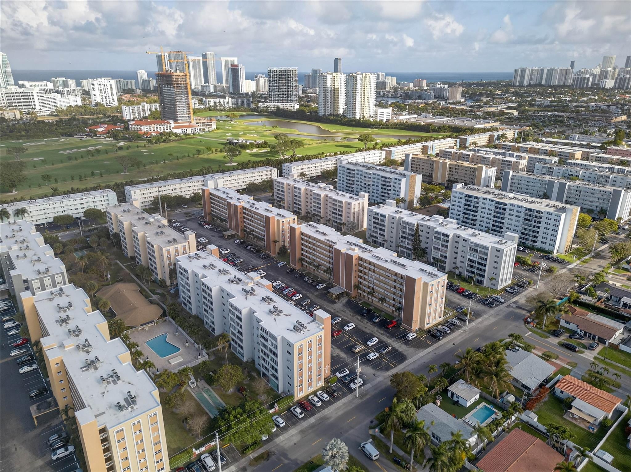 2BR – Condominium at 610 NE 12th Avenue #601