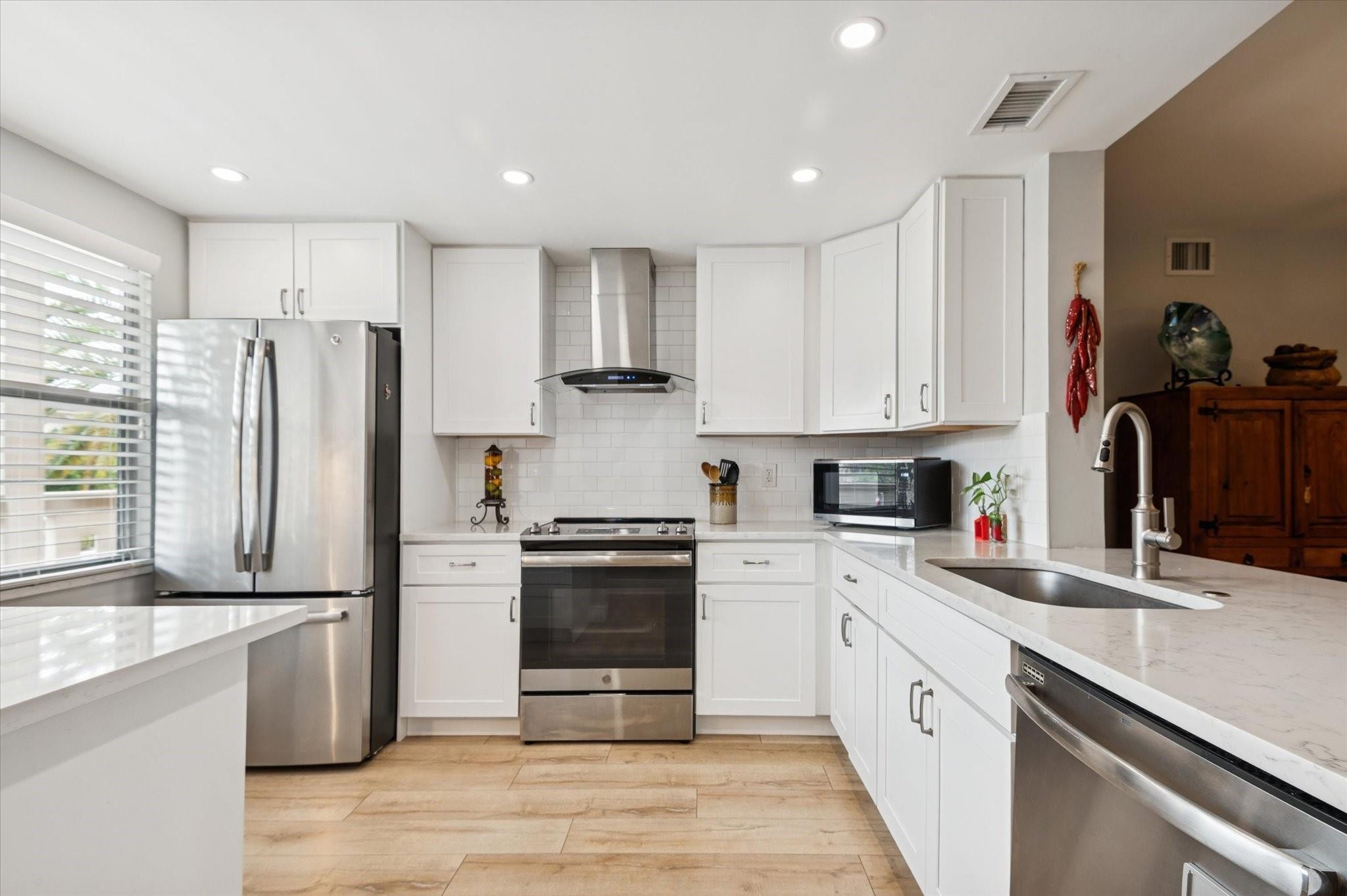 2BR – Condominium at 2202 Lucaya Bend #L2