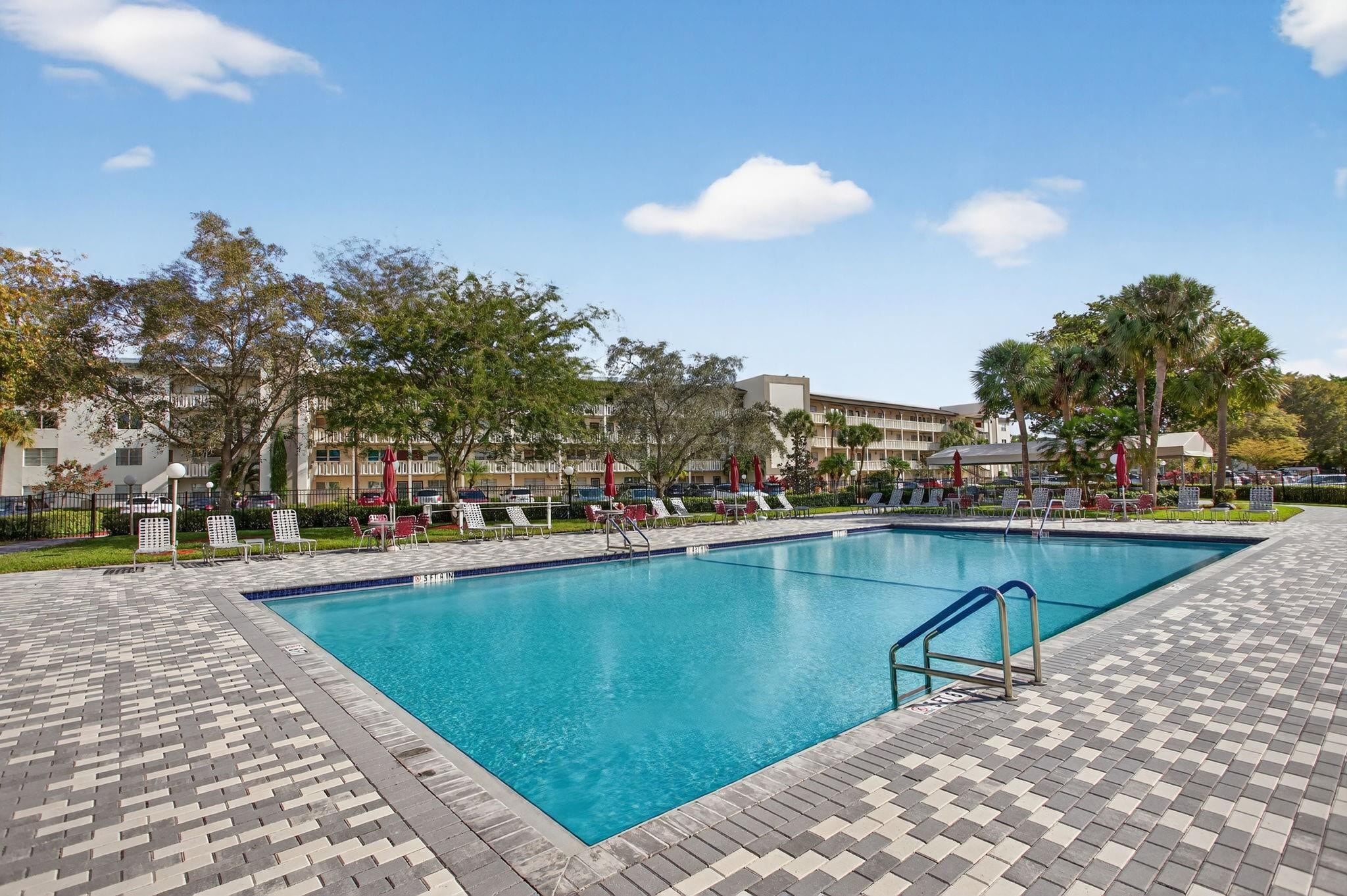 1BR – Condominium at 3404 Bimini Lane #F2