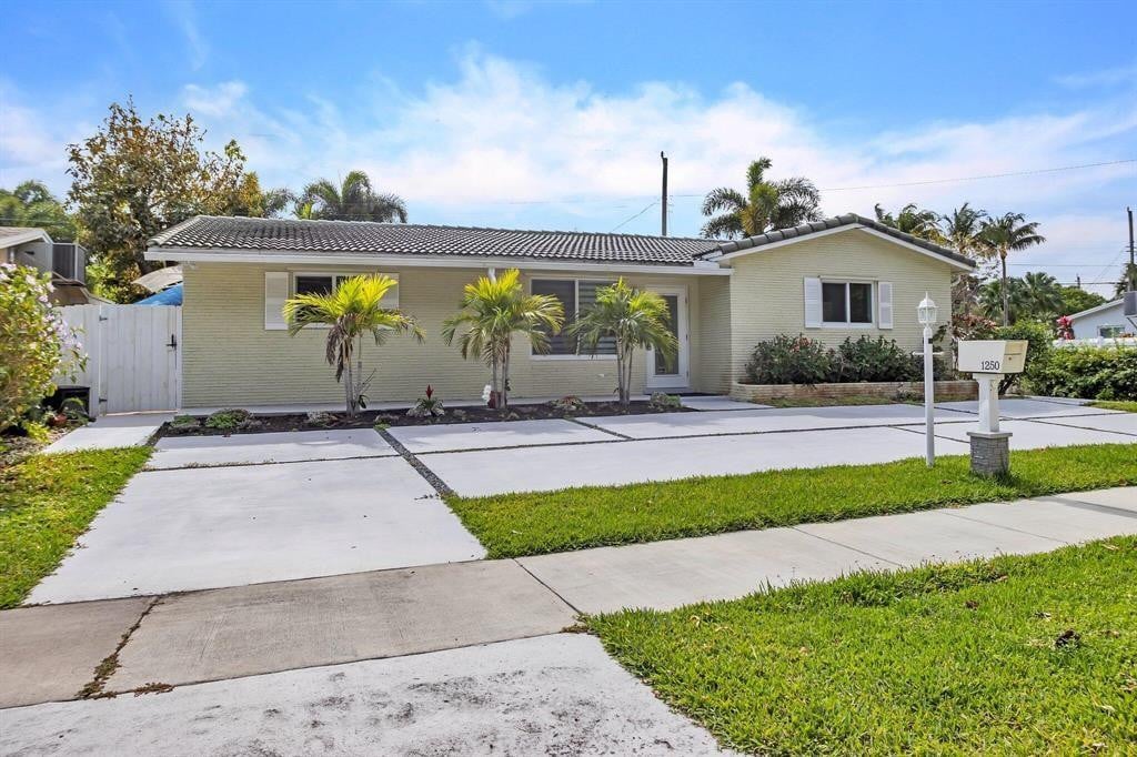 3BR – SingleFamilyResidence at 1250 Arthur Street