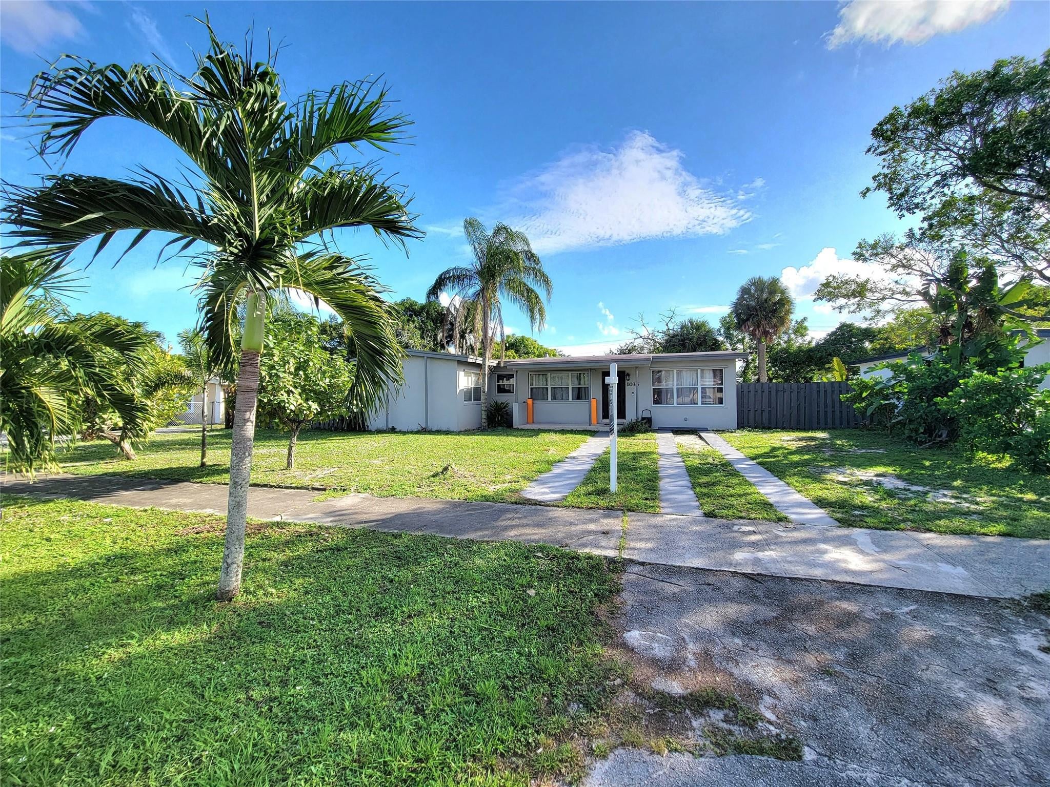 3BR – SingleFamilyResidence at 1036 NW 13th Street