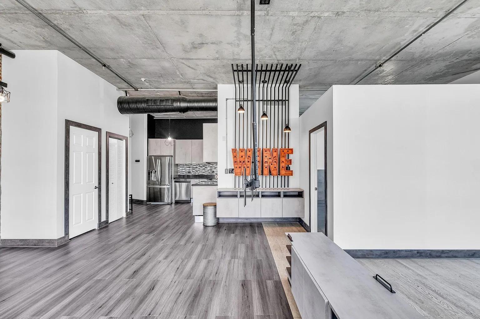 1BR – Condominium at 2100 Van Buren Street #203