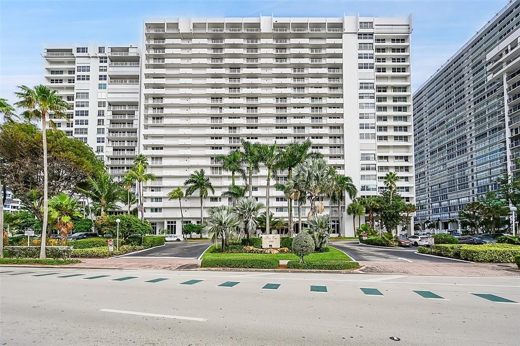 2BR – Condominium at 4300 N Ocean Boulevard #14g
