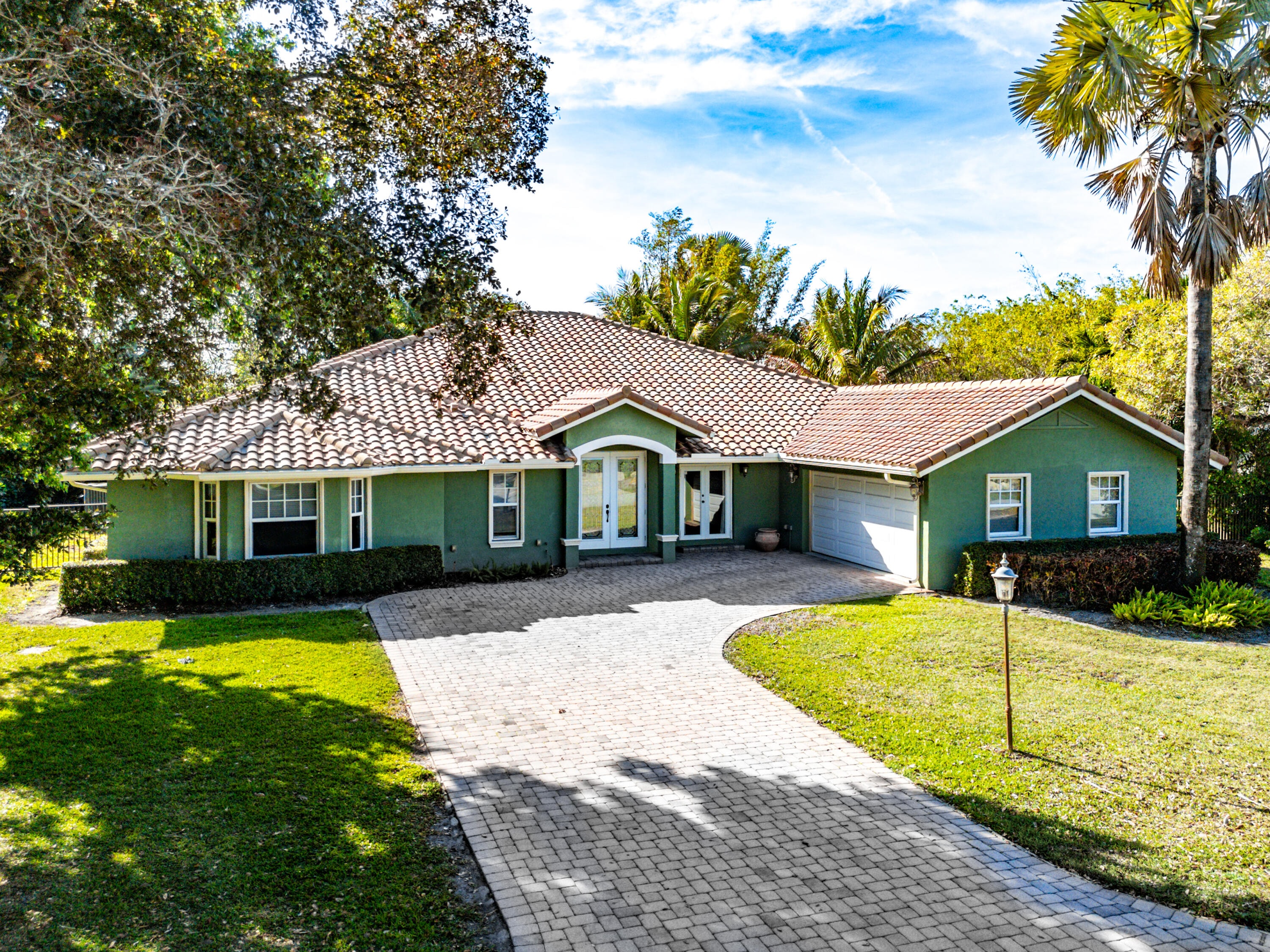 4BR – SingleFamilyResidence at 10295 Saint Andrews Road