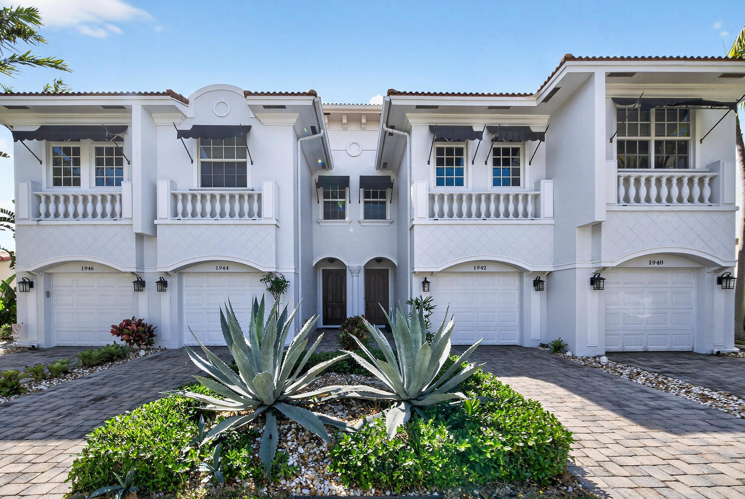 3BR – Townhouse at 1942 NE 32nd Street