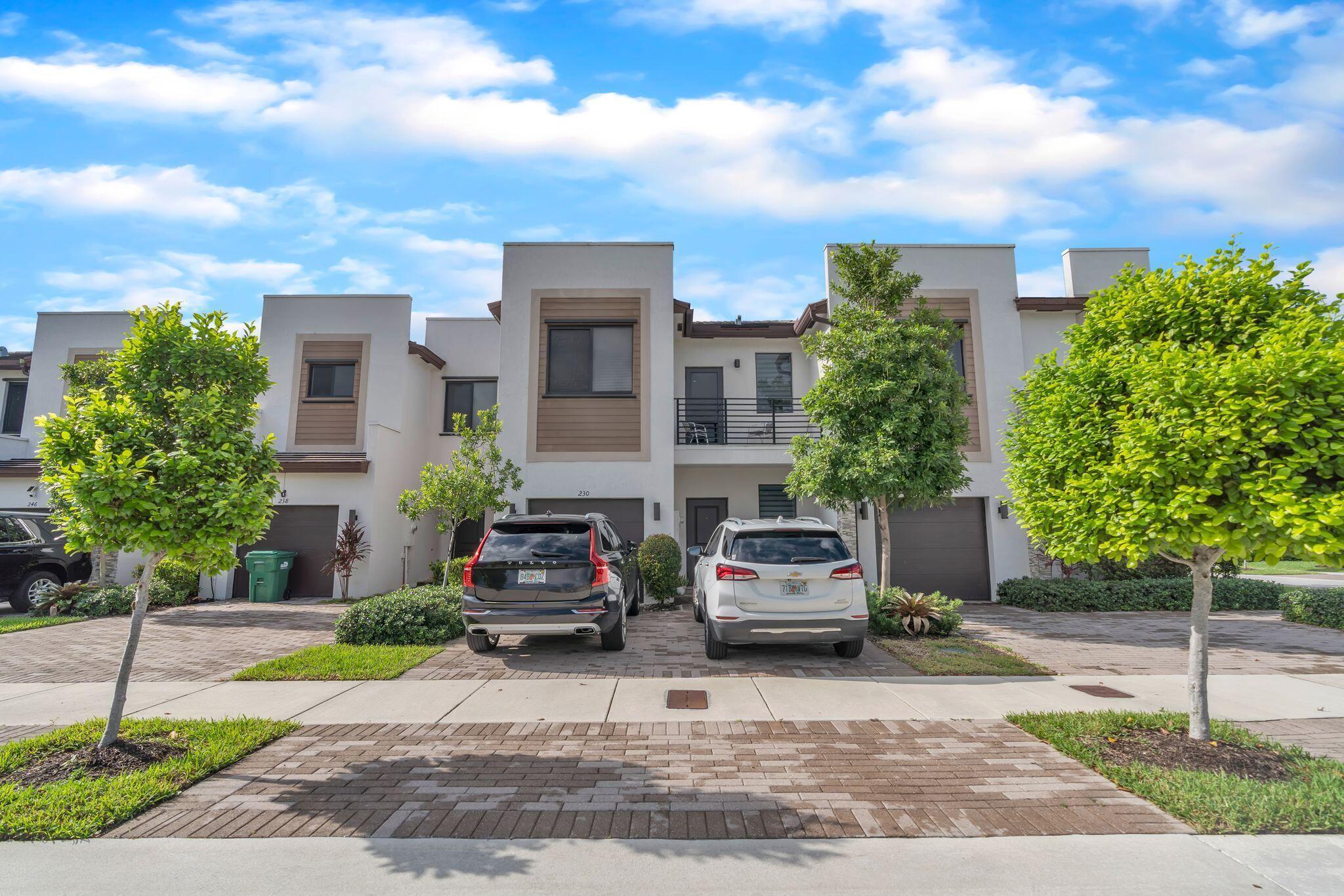 4BR – SingleFamilyResidence at 230 NE 208th Terrace #230