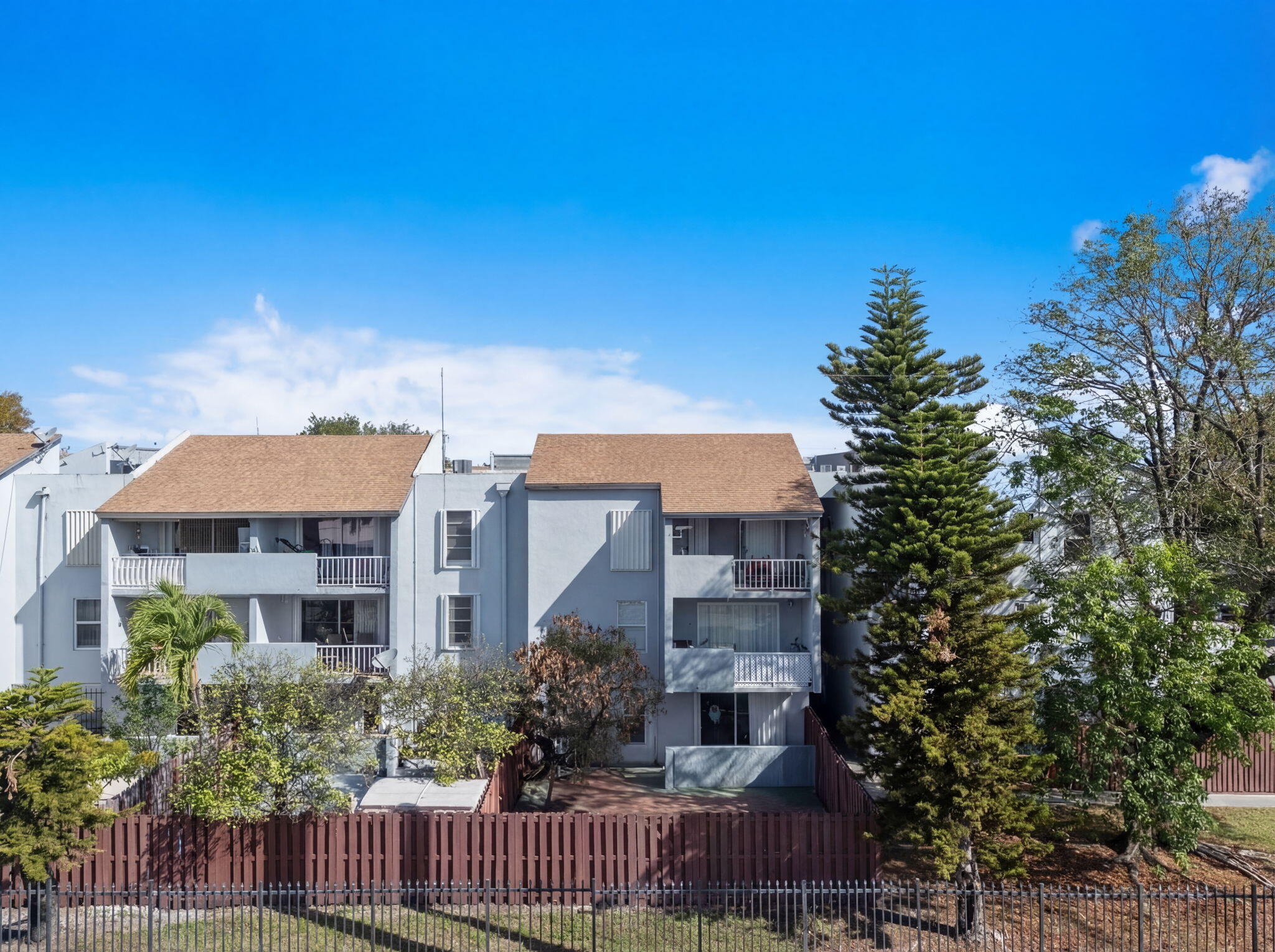 1BR – Condominium at 1725 W 60th Street #F126