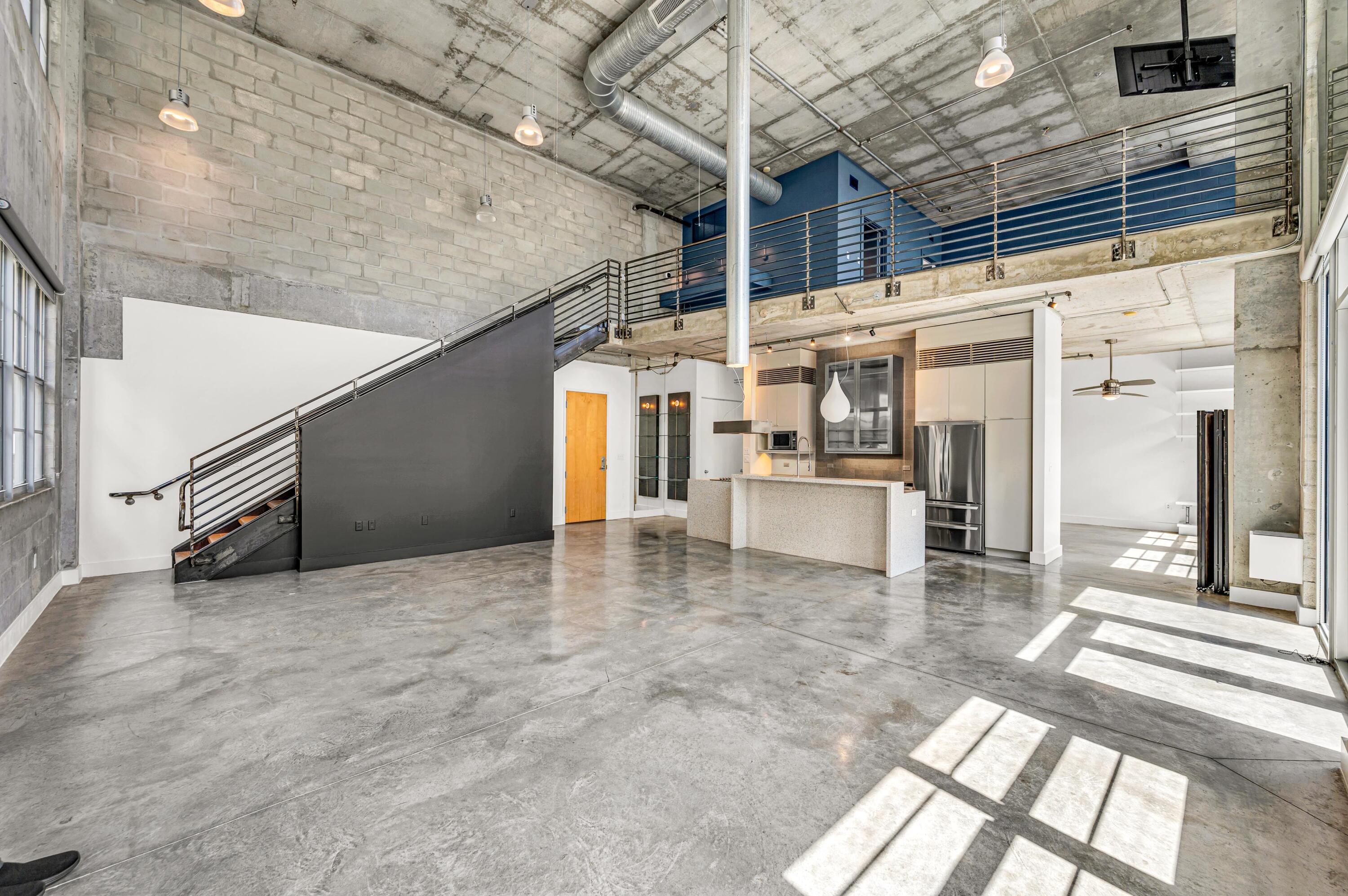 2BR – Condominium at 445 N Andrews Avenue #403