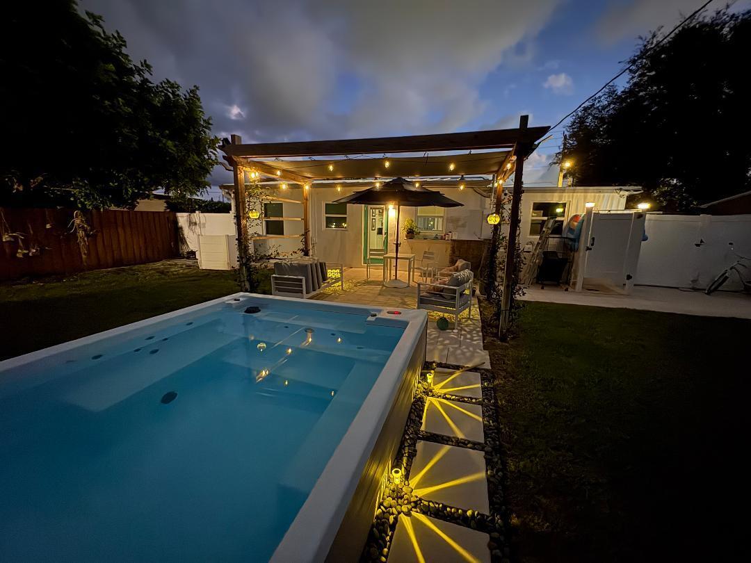 2BR – SingleFamilyResidence at 127 SW 10th Avenue