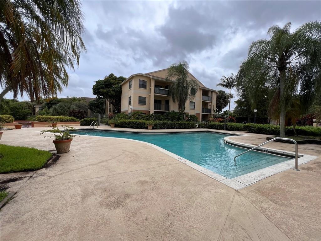 1BR – Condominium at 9999 Summerbreeze Drive #109