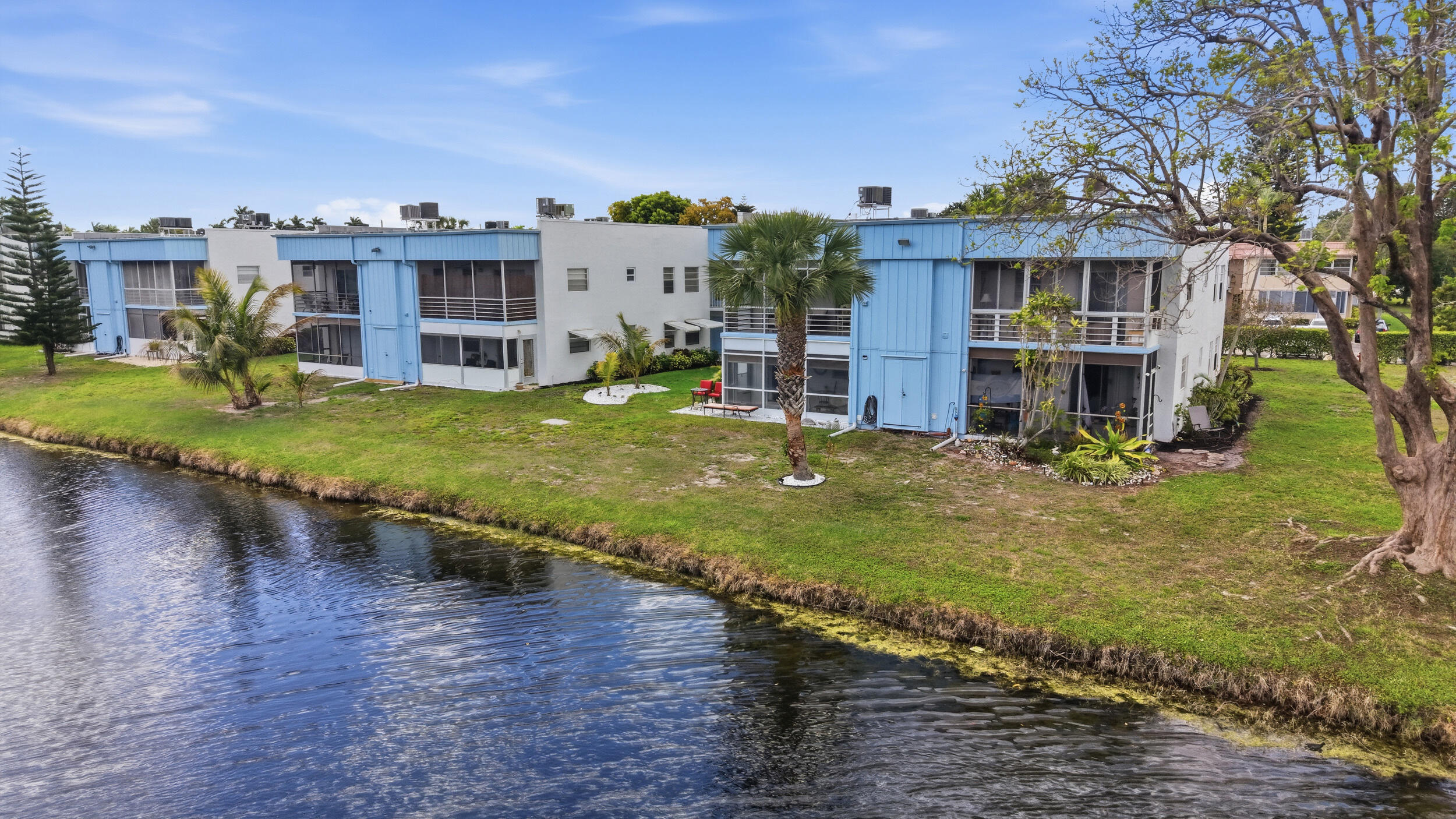 2BR – Condominium at 406 Saxony I