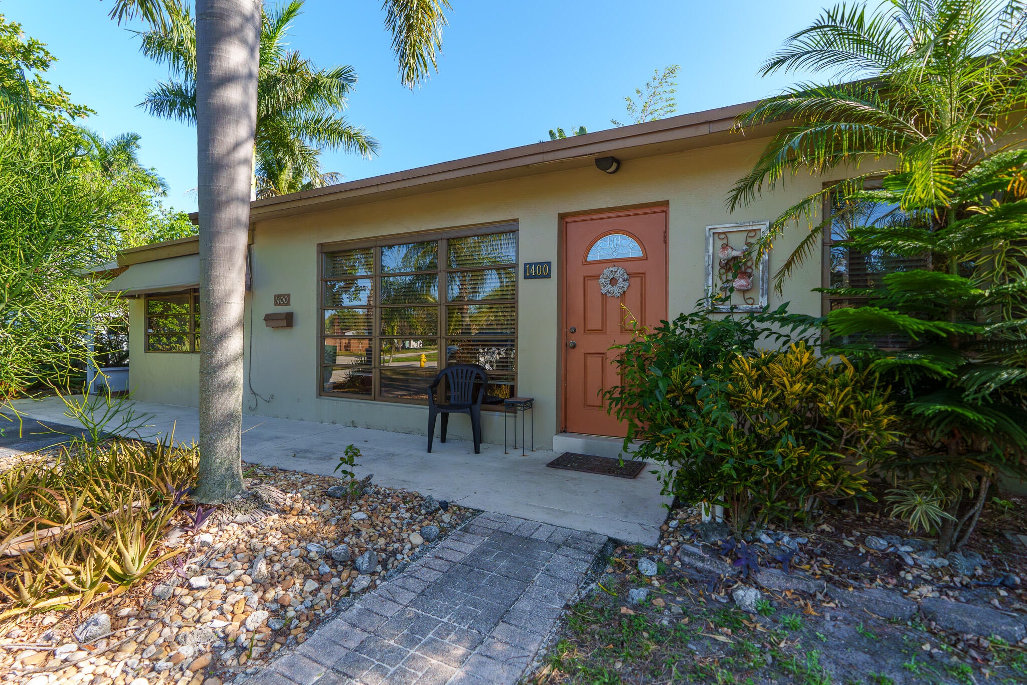 3BR – SingleFamilyResidence at 1400 NE 24th Street