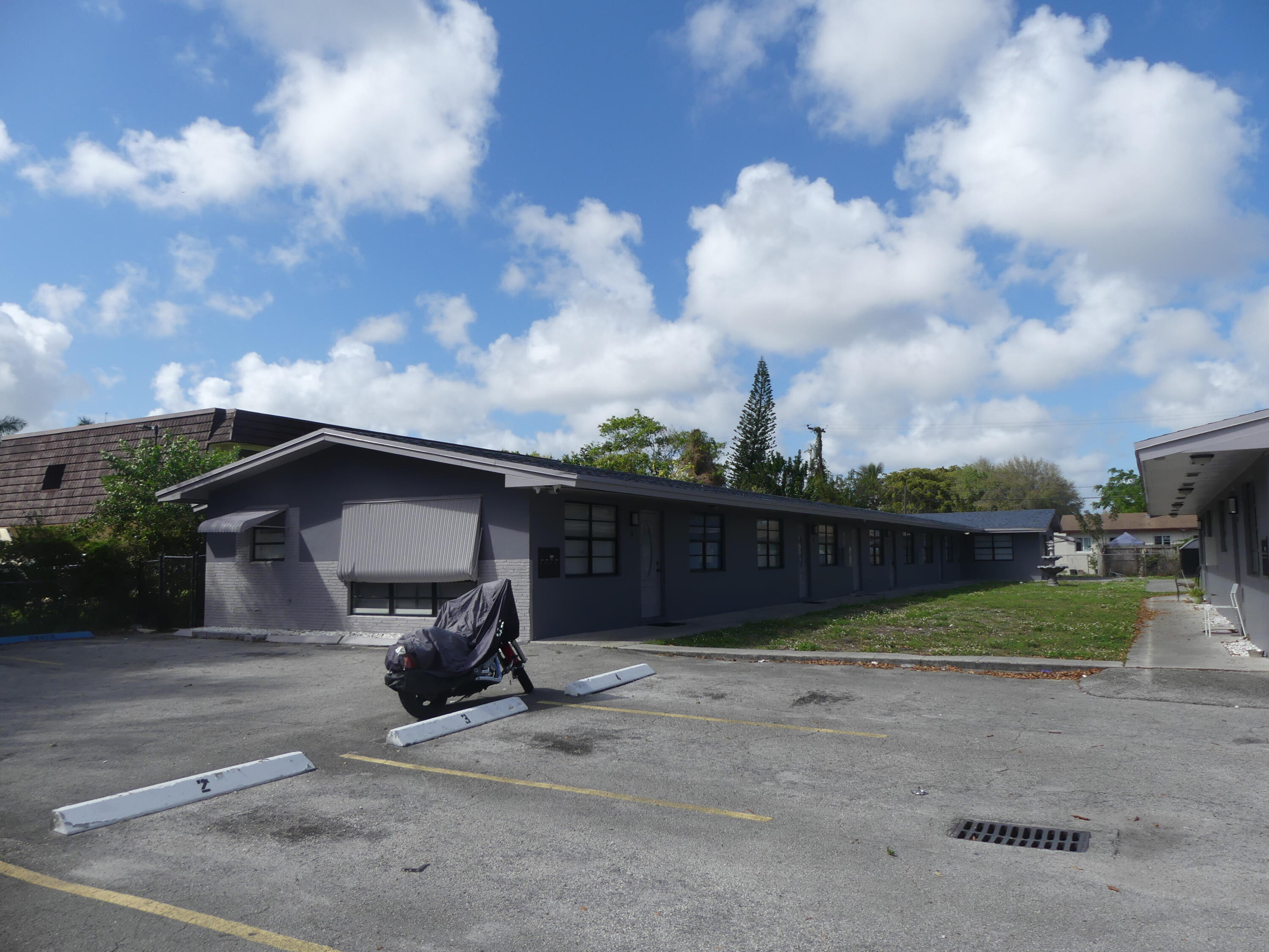 1BR – Apartment at 2247 Taylor Street #3