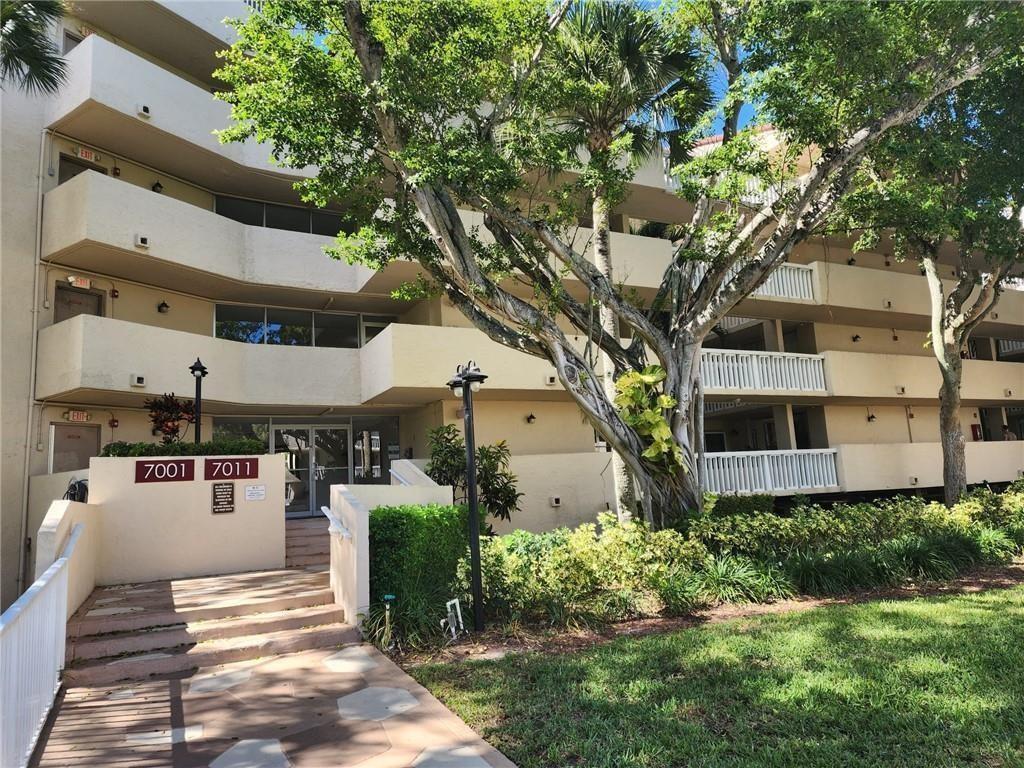 1BR – Condominium at 7001 Environ Boulevard #604