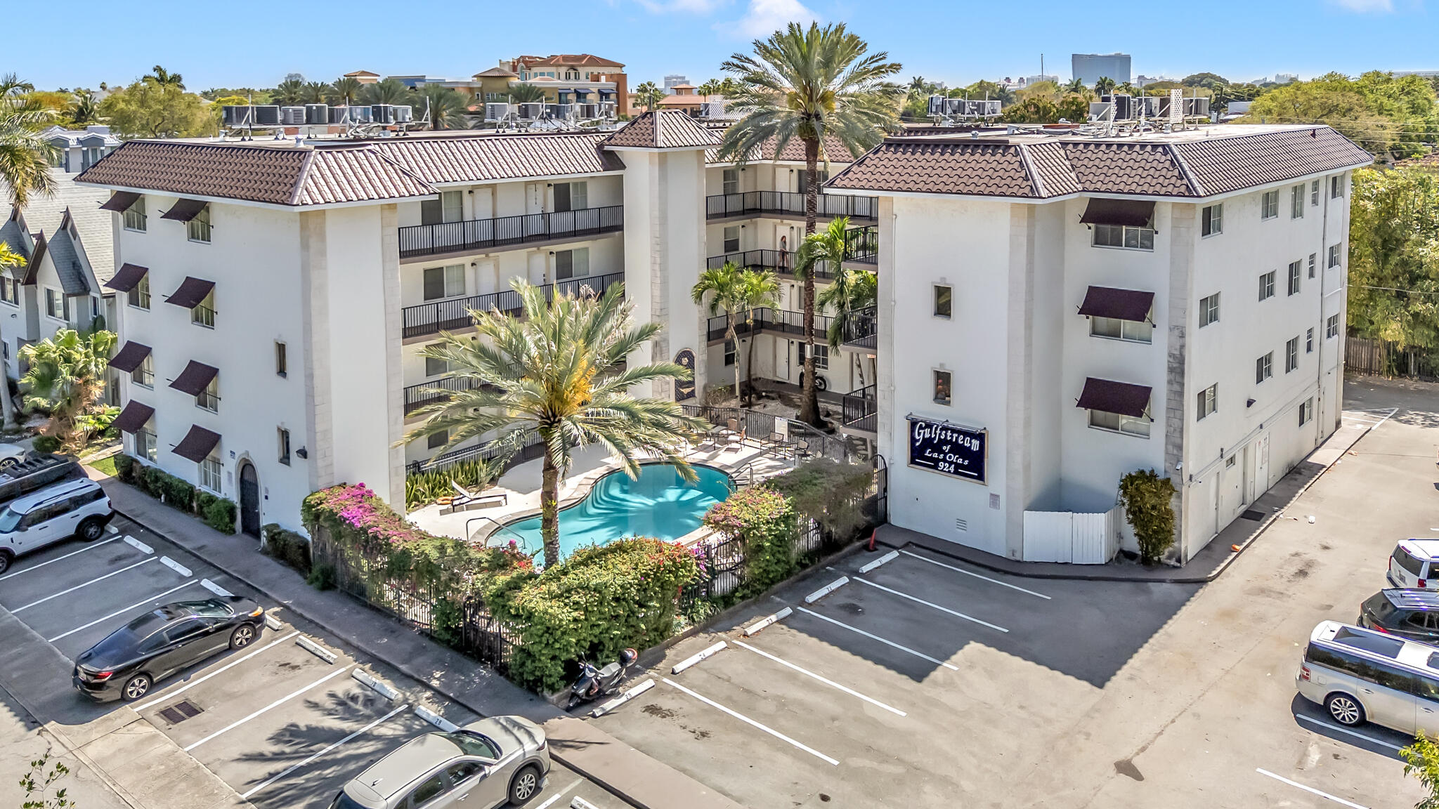 1BR – Condominium at 924 SE 2nd Street #32
