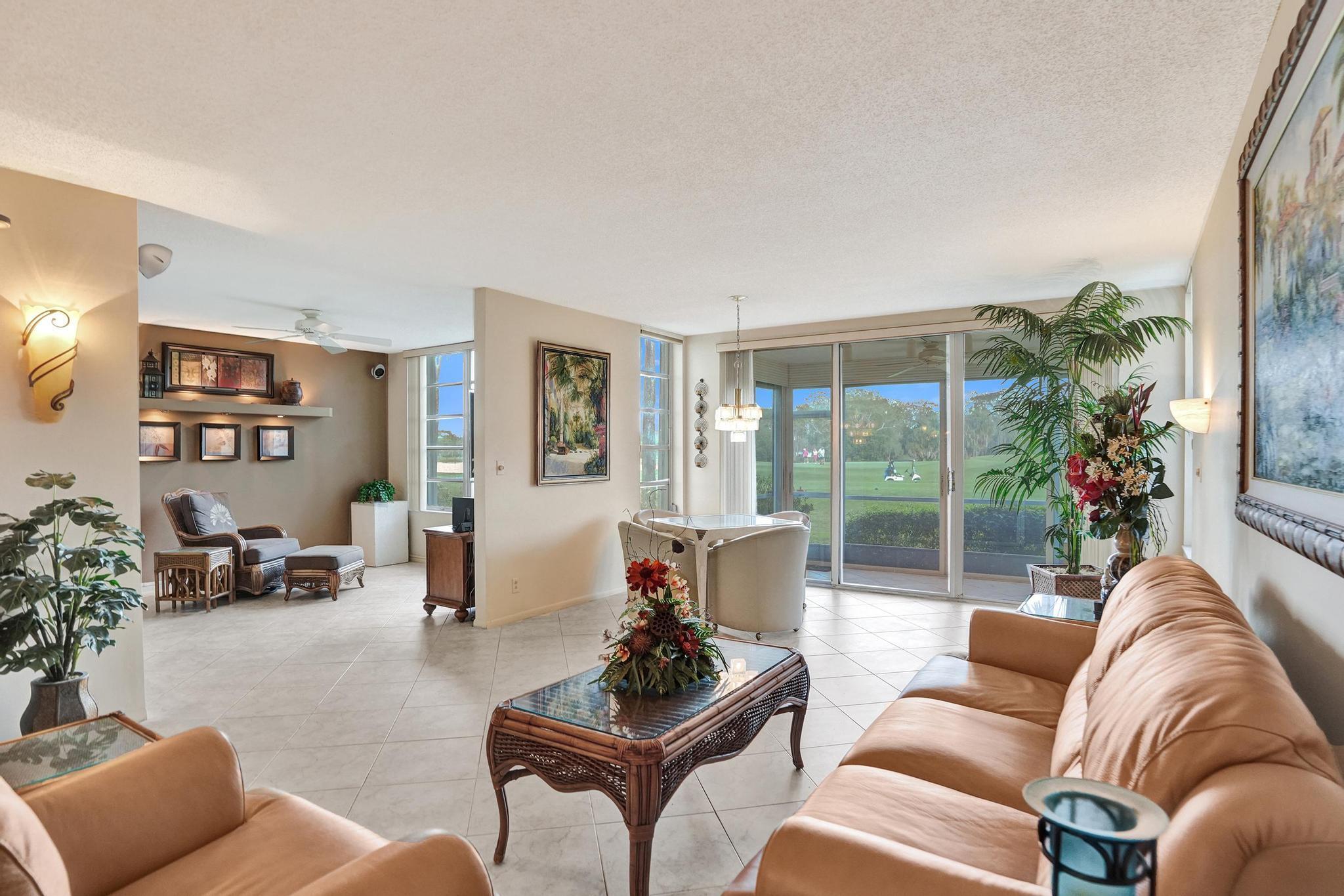 3BR – Condominium at 806 Cypress Boulevard #104