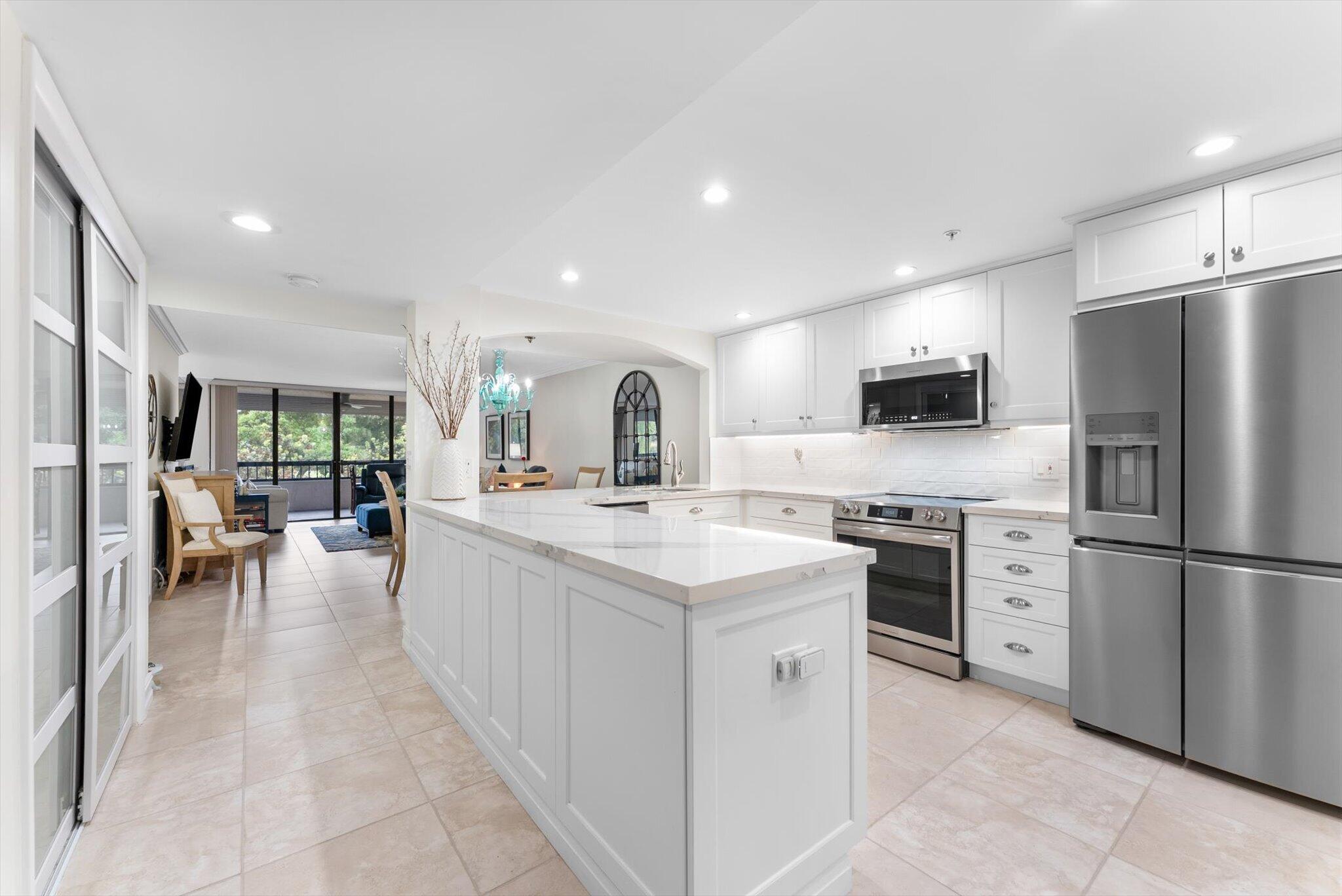 3BR – Condominium at 6420 Boca Del Mar Drive #201