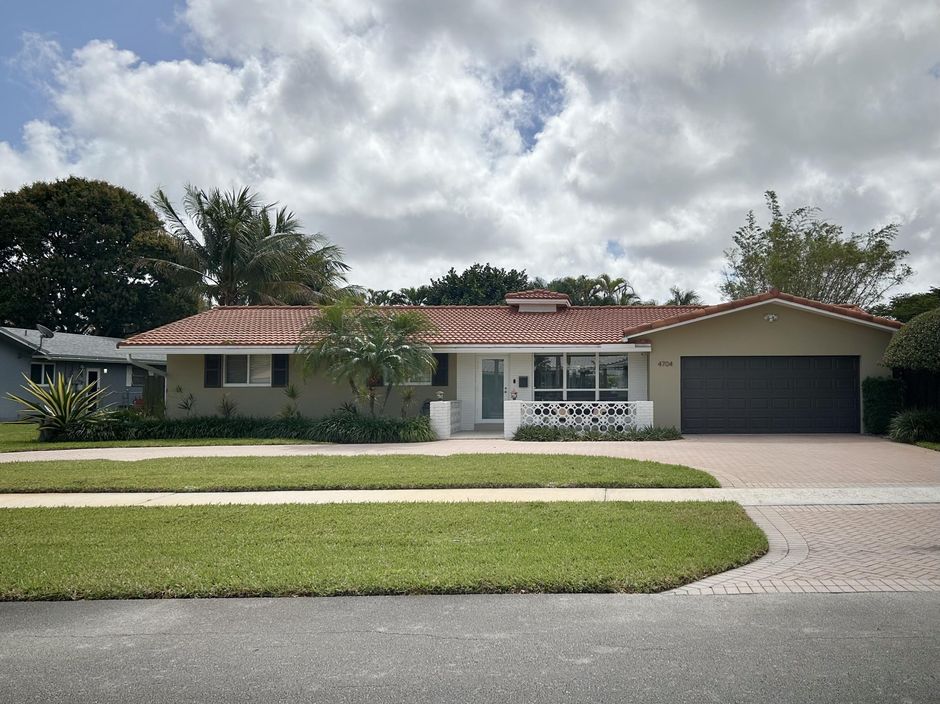 3BR – SingleFamilyResidence at 4704 Fillmore Street