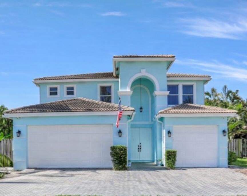 5BR – SingleFamilyResidence at 400 SW 15th Drive