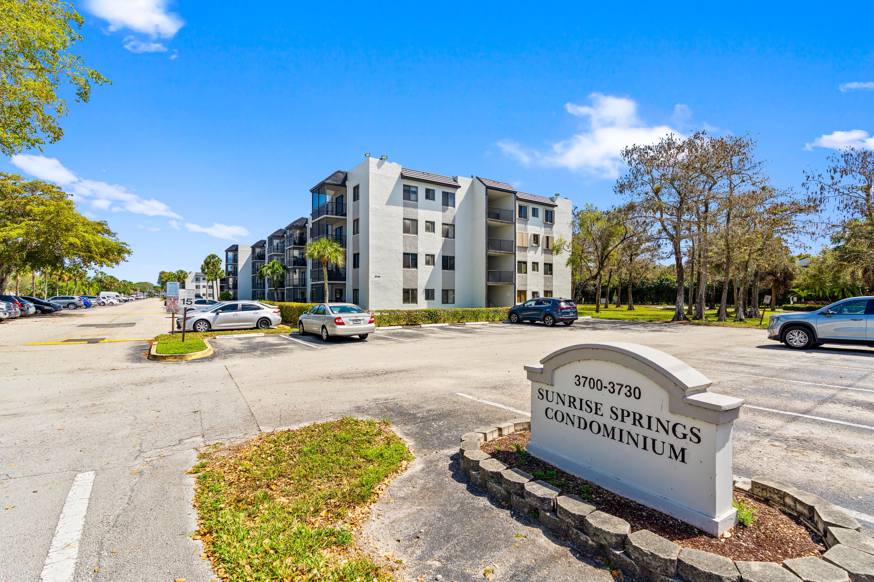 3BR – Condominium at 3700 N Pine Island Road #310