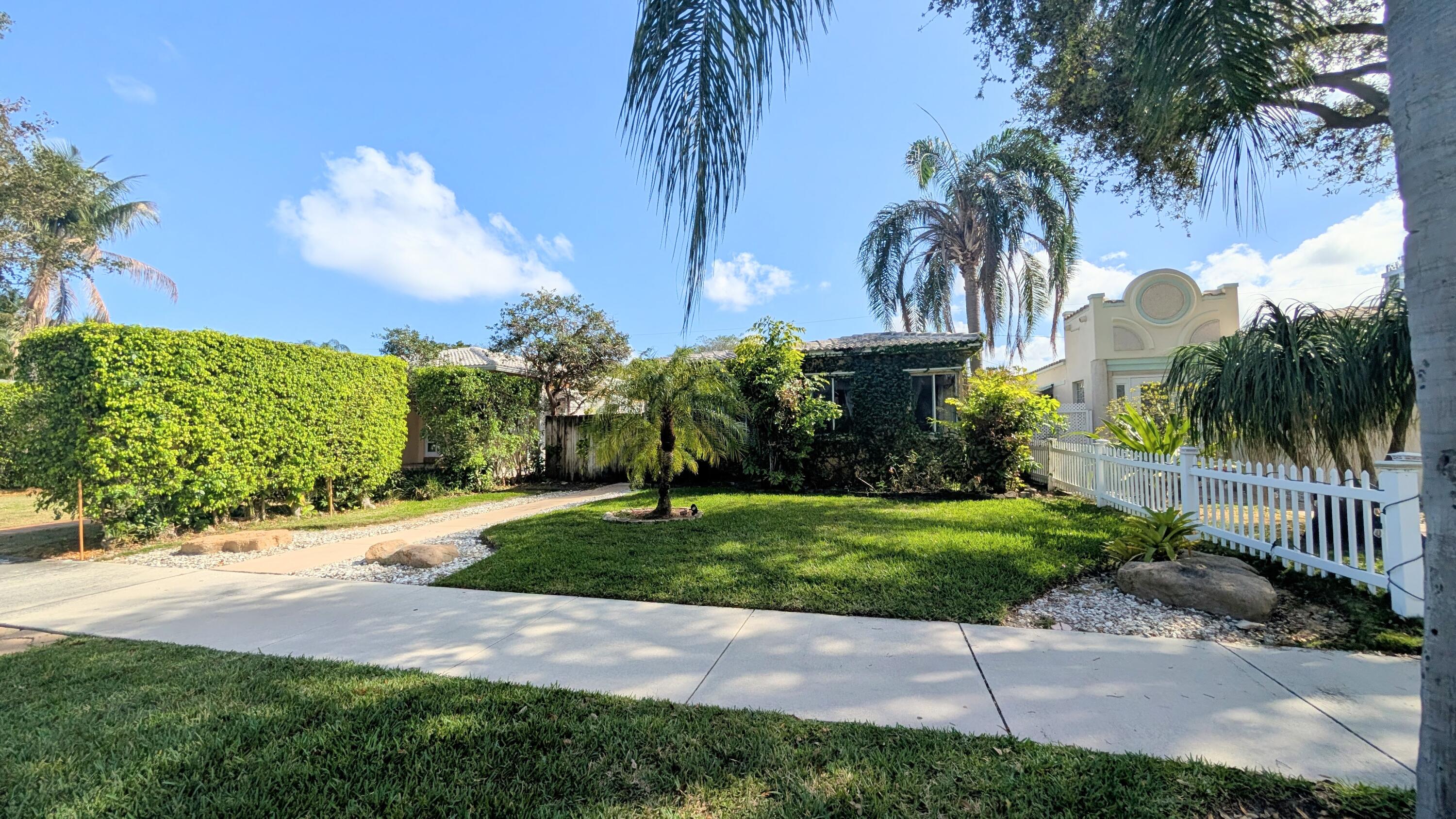 2BR – SingleFamilyResidence at 1626 Tyler Street