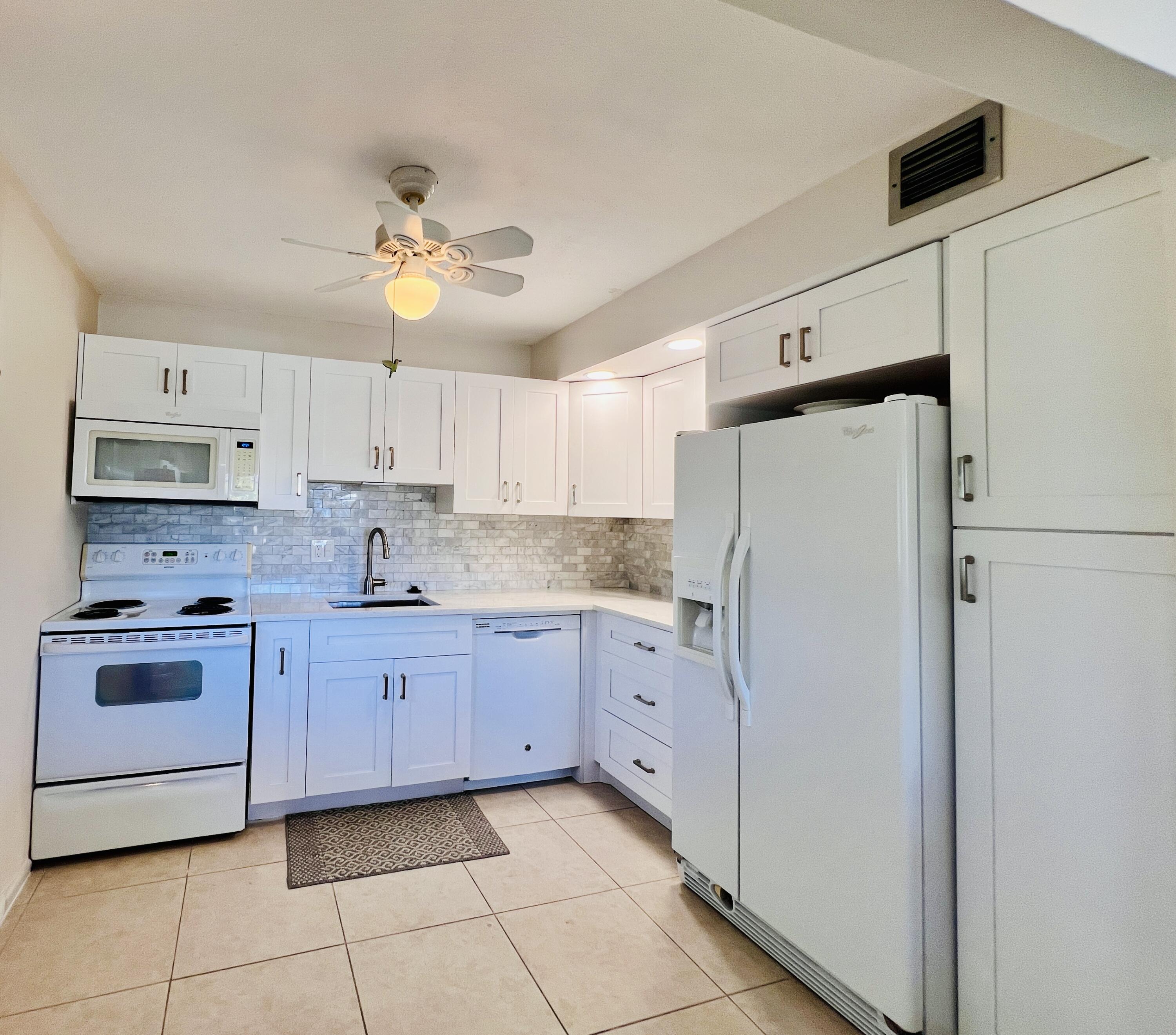 2BR – Condominium at 314 Wellington D