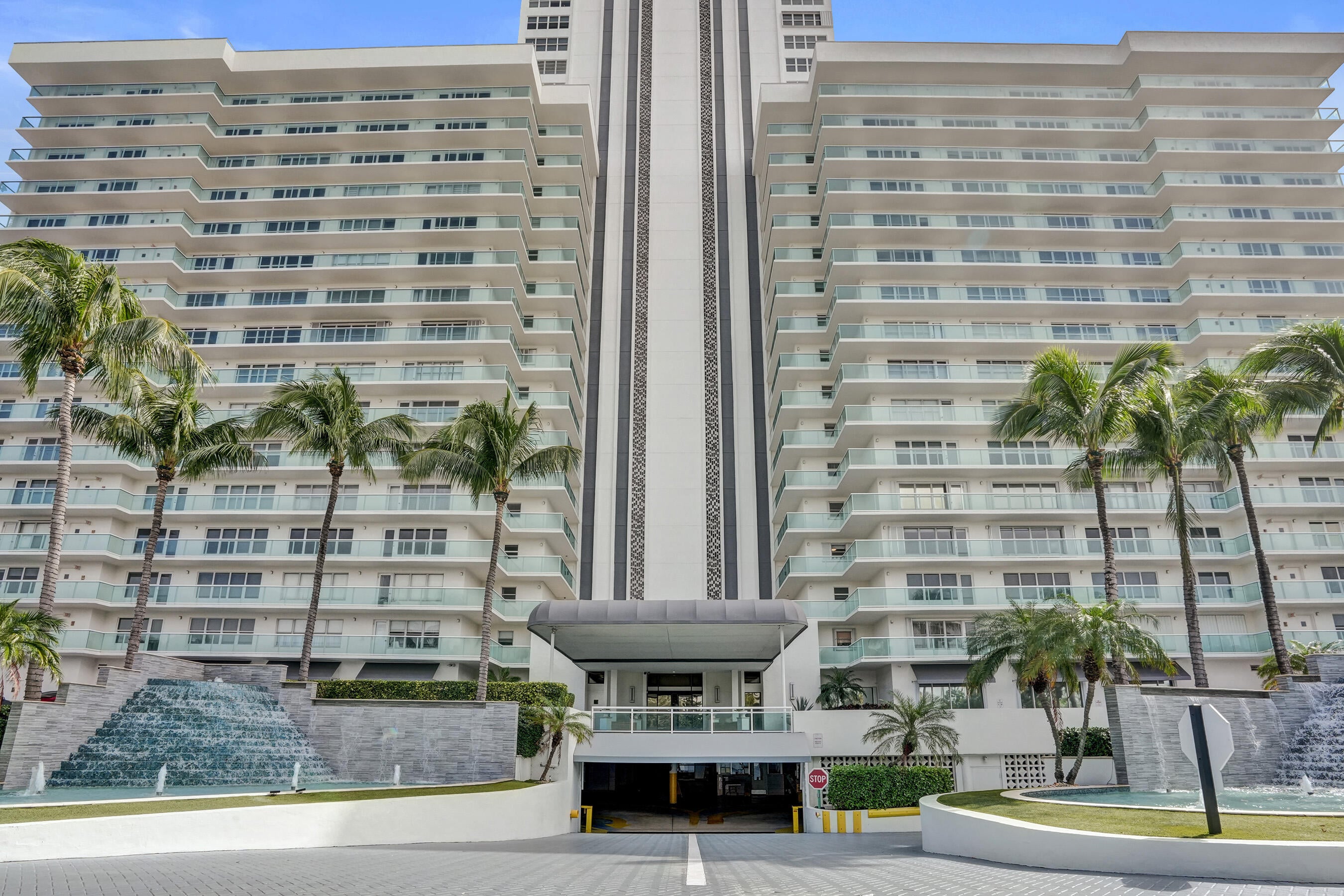 1BR – Condominium at 3900 Galt Ocean Drive #Apt 1804