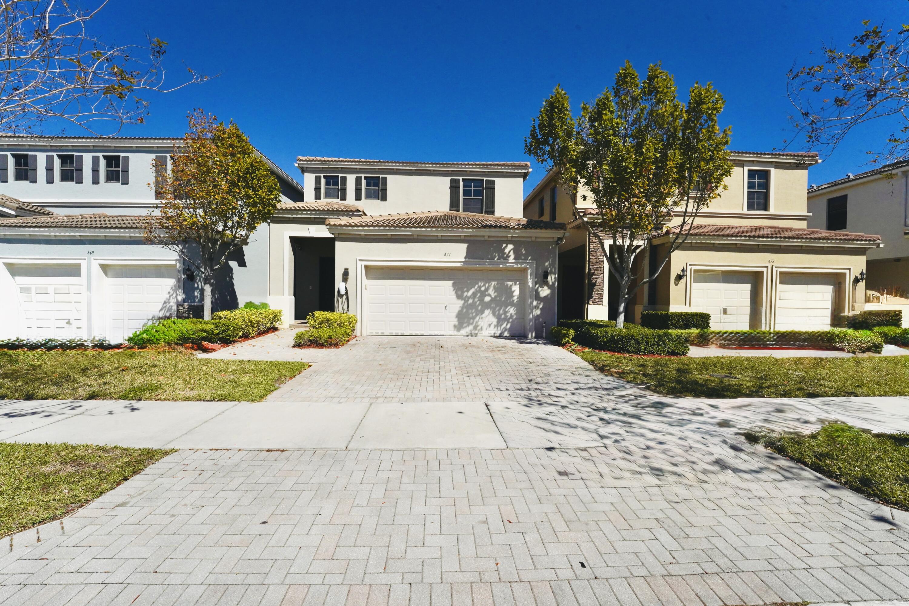 4BR – SingleFamilyResidence at 671 NE 191st Terrace