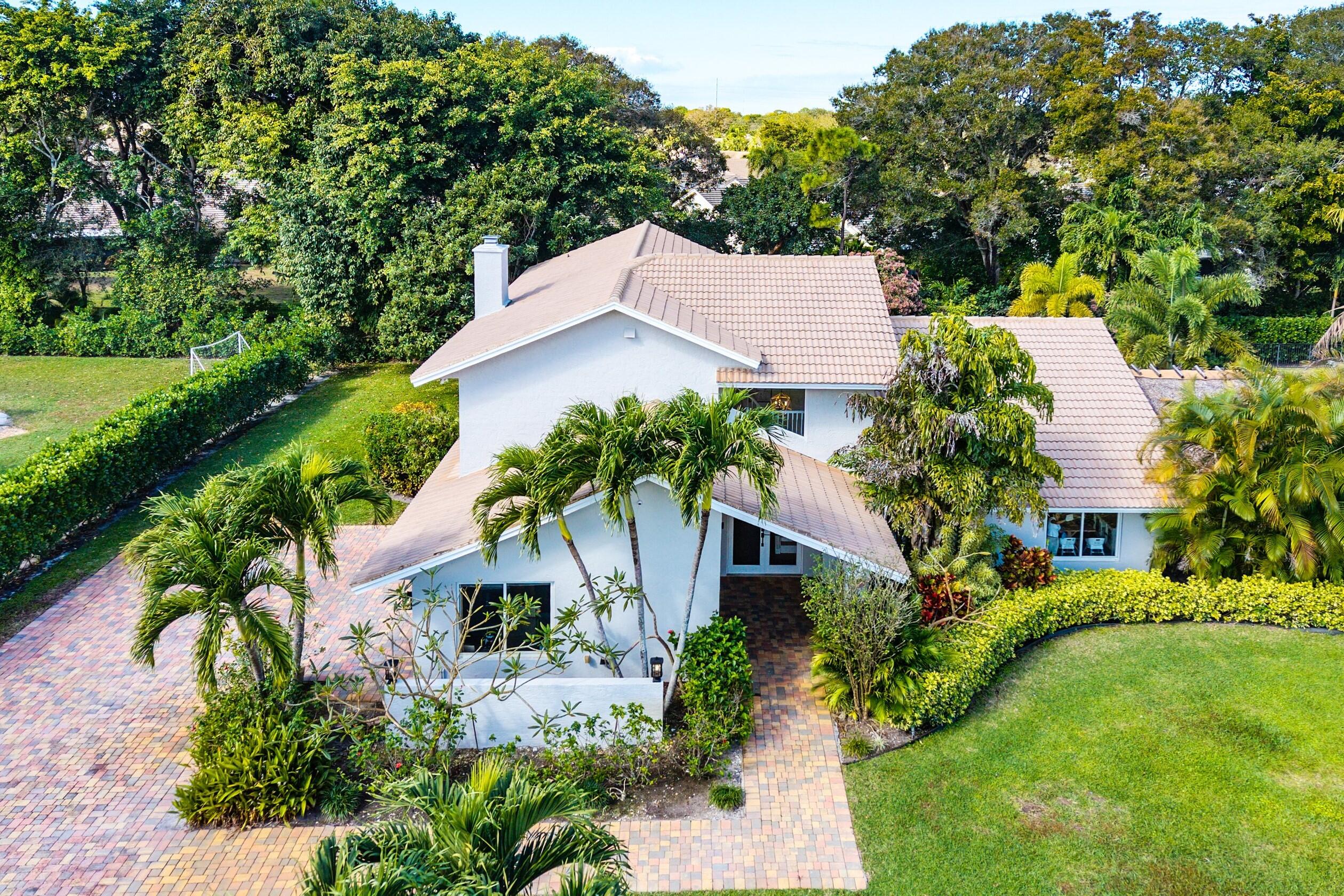 6BR – SingleFamilyResidence at 10893 Gleneagles Road