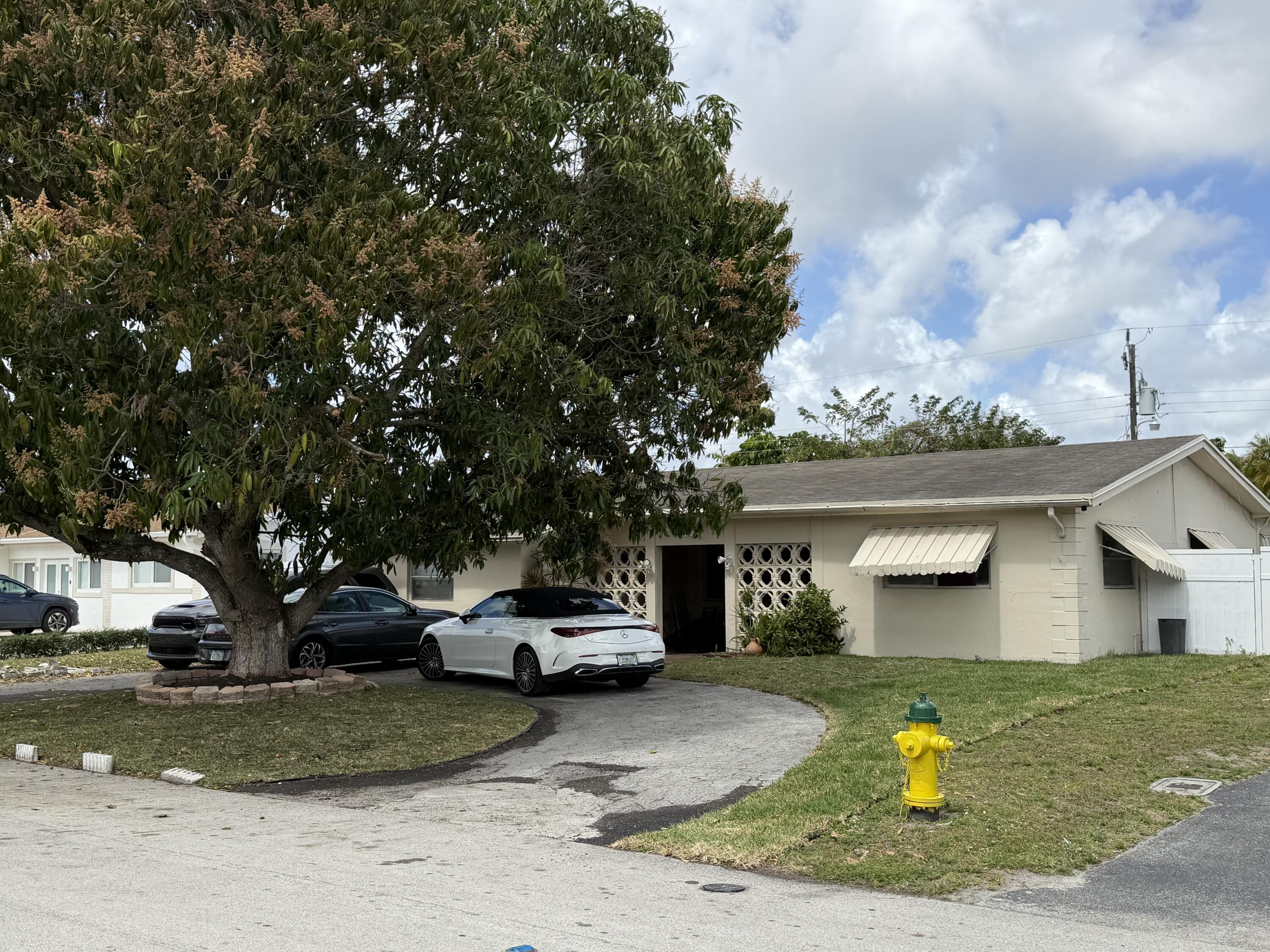 4BR – SingleFamilyResidence at 7917 Panama Street