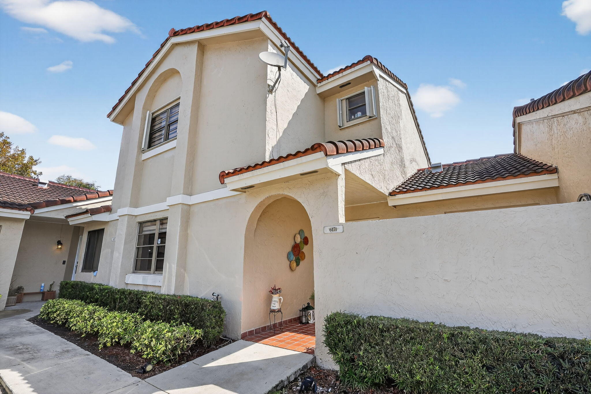 2BR – Townhouse at 6171 NW 170th Lane