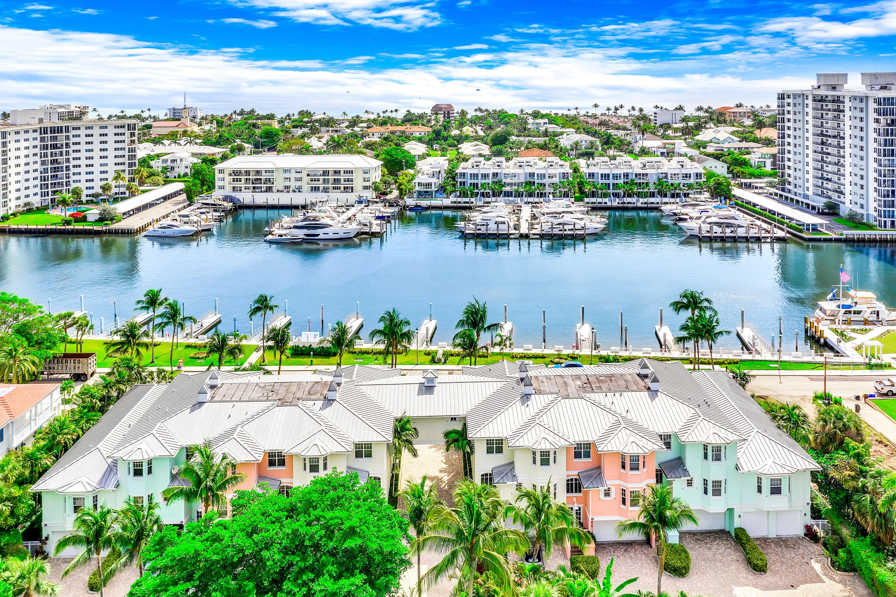 4BR – Townhouse at 138 Marine Way