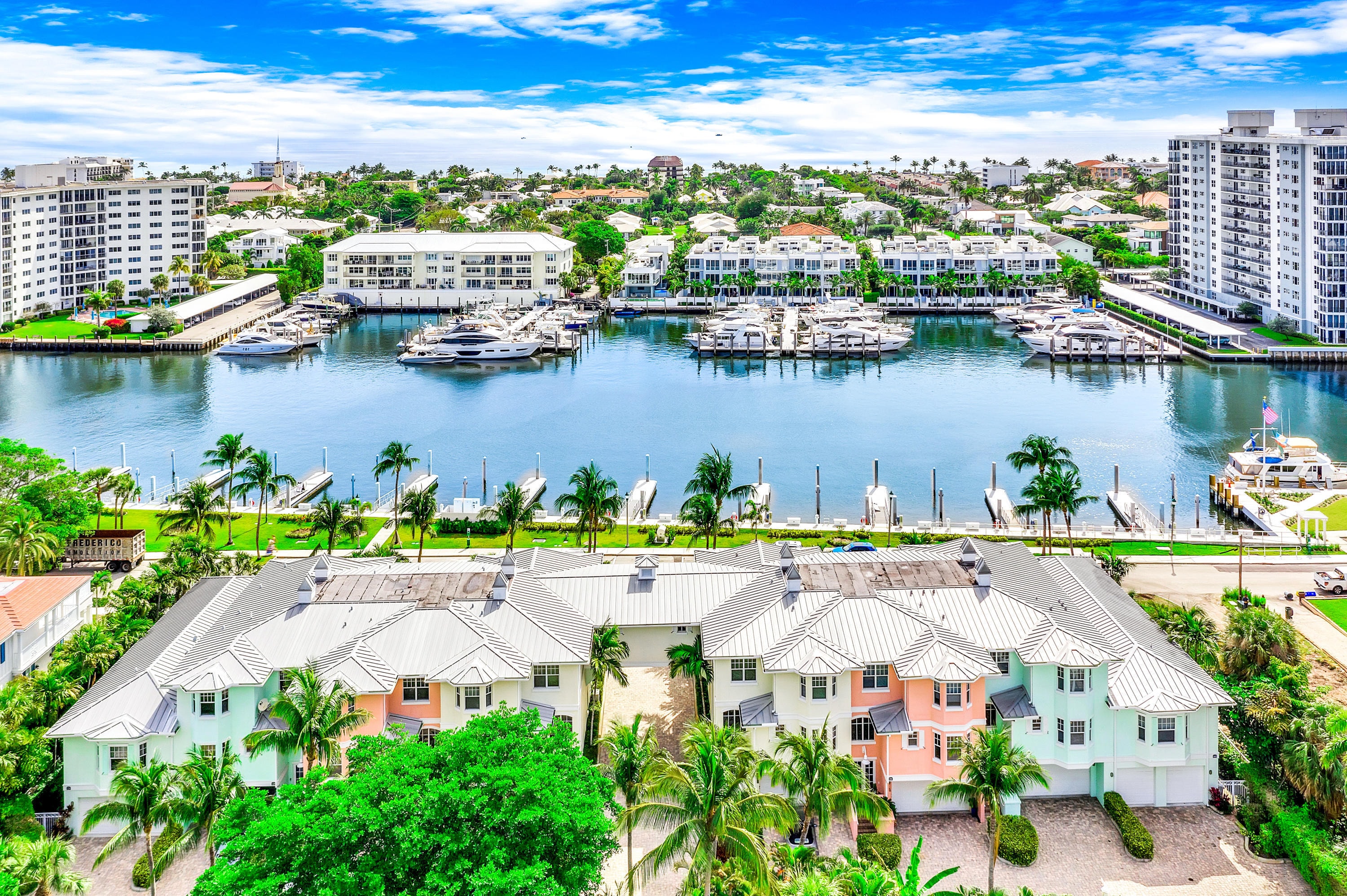 4BR – Townhouse at 138 Marine Way
